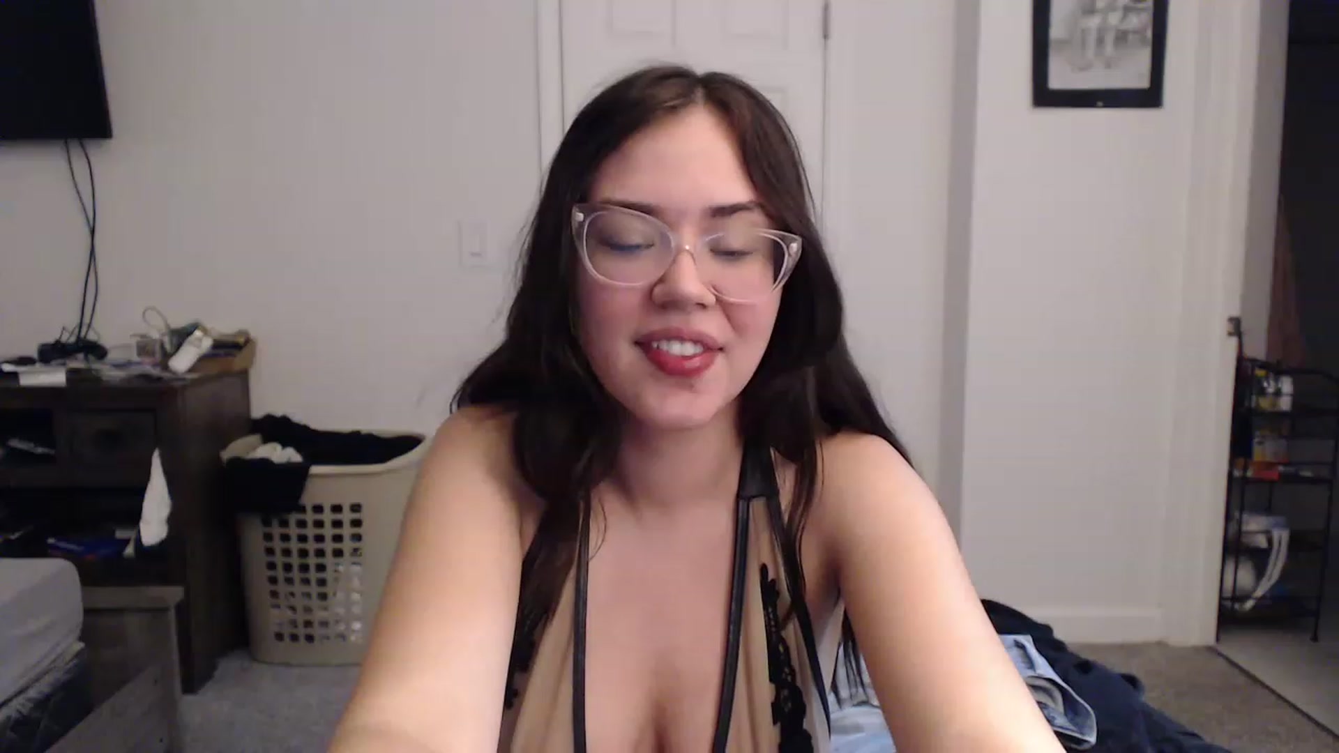 Gallery image thumbnail from baybyyG's myfreecams stream on, 06/16/2023, 15:51 image 6 of 20
