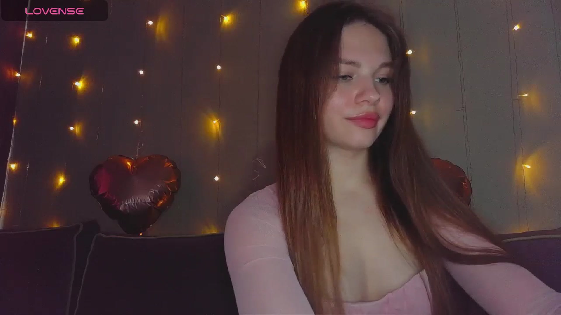 Gallery image thumbnail from bb_starlight's myfreecams stream on, 04/12/2026, 11:08 image 10 of 20