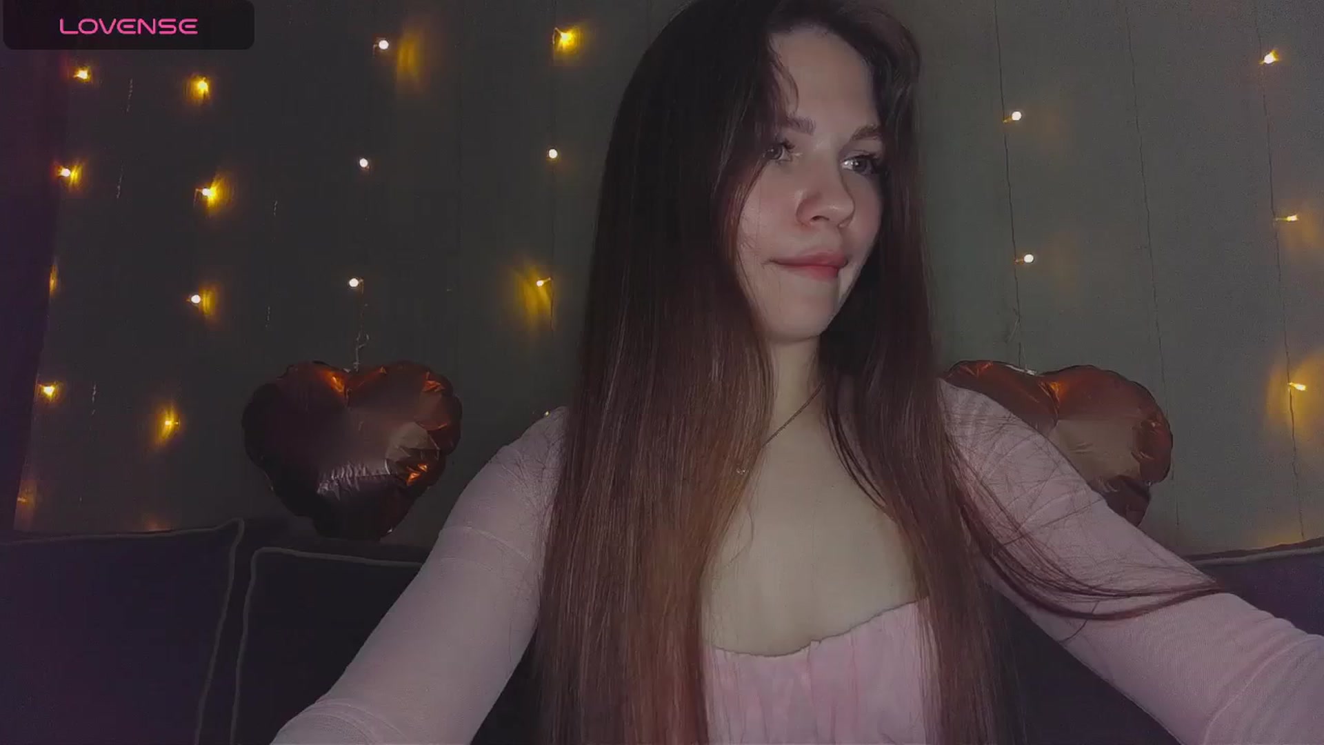 Gallery image thumbnail from bb_starlight's myfreecams stream on, 04/13/2026, 14:36 image 10 of 20