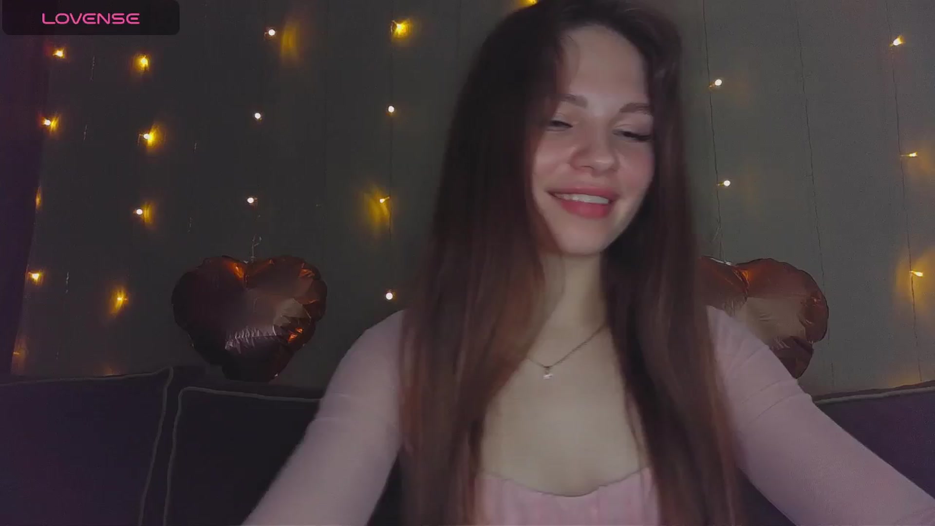 Gallery image thumbnail from bb_starlight's myfreecams stream on, 04/13/2026, 14:36 image 6 of 20