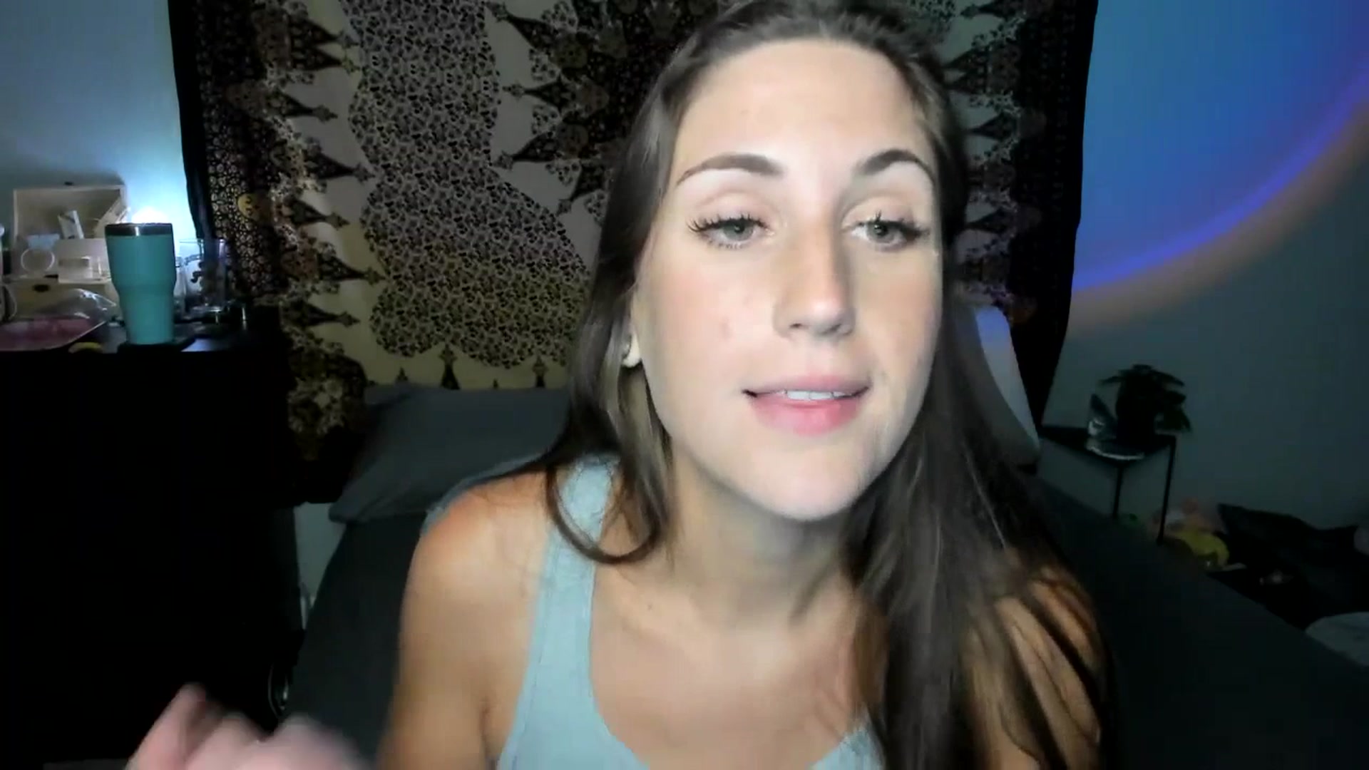 Gallery image thumbnail from bby_fawn's myfreecams stream on, 07/14/2023, 06:01 image 20 of 20