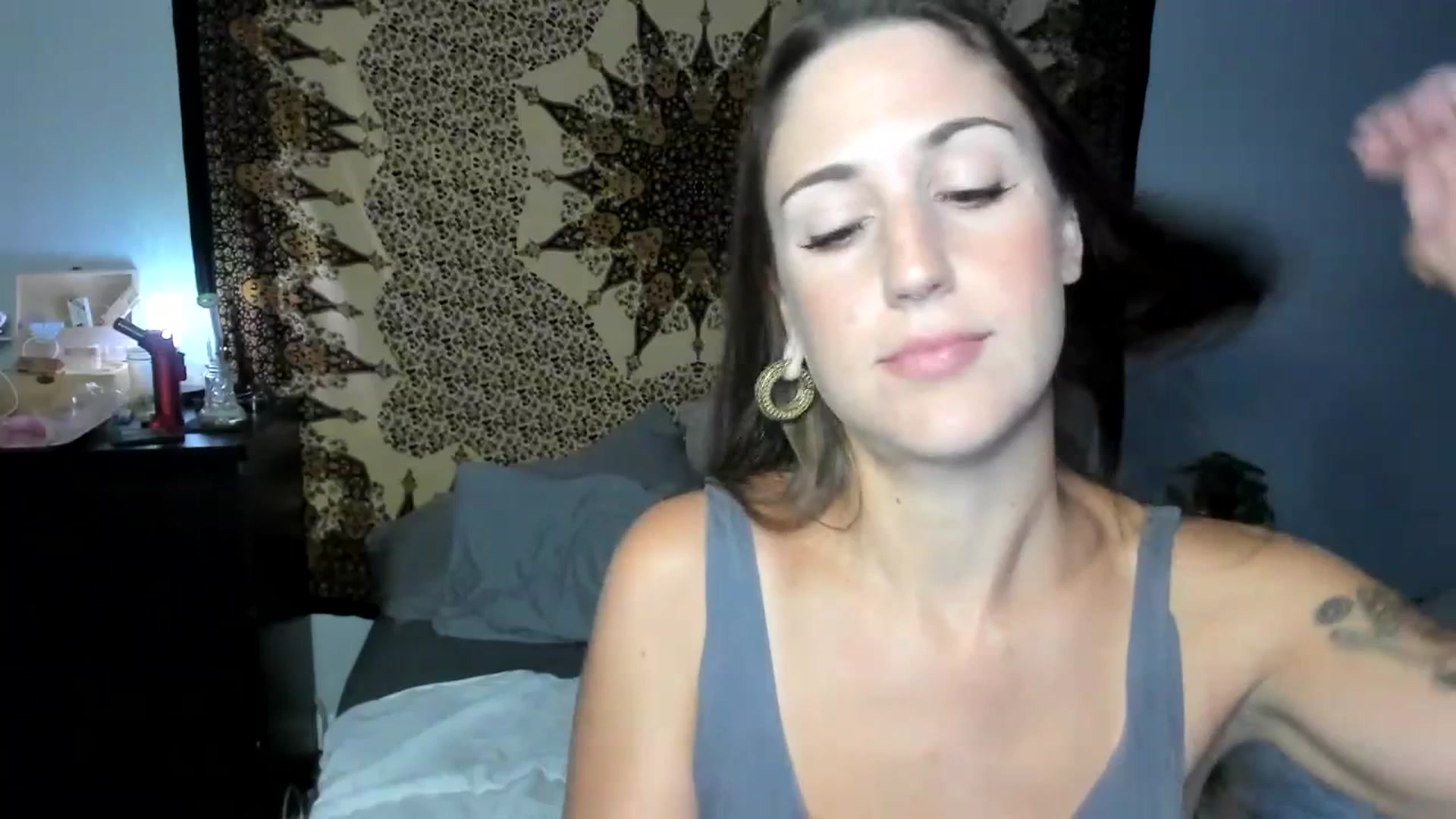 Gallery image thumbnail from bby_fawn's myfreecams stream on, 07/18/2023, 06:50 image 1 of 20