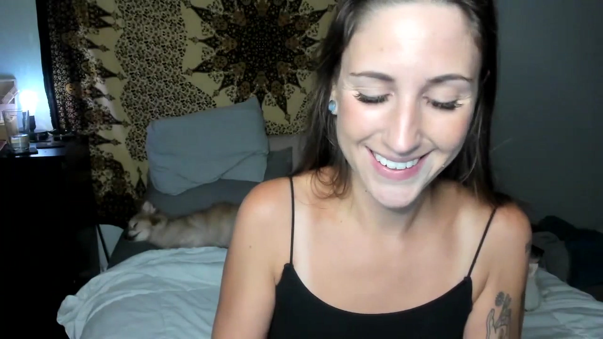 Gallery image thumbnail from bby_fawn's myfreecams stream on, 07/19/2023, 04:20 image 15 of 20