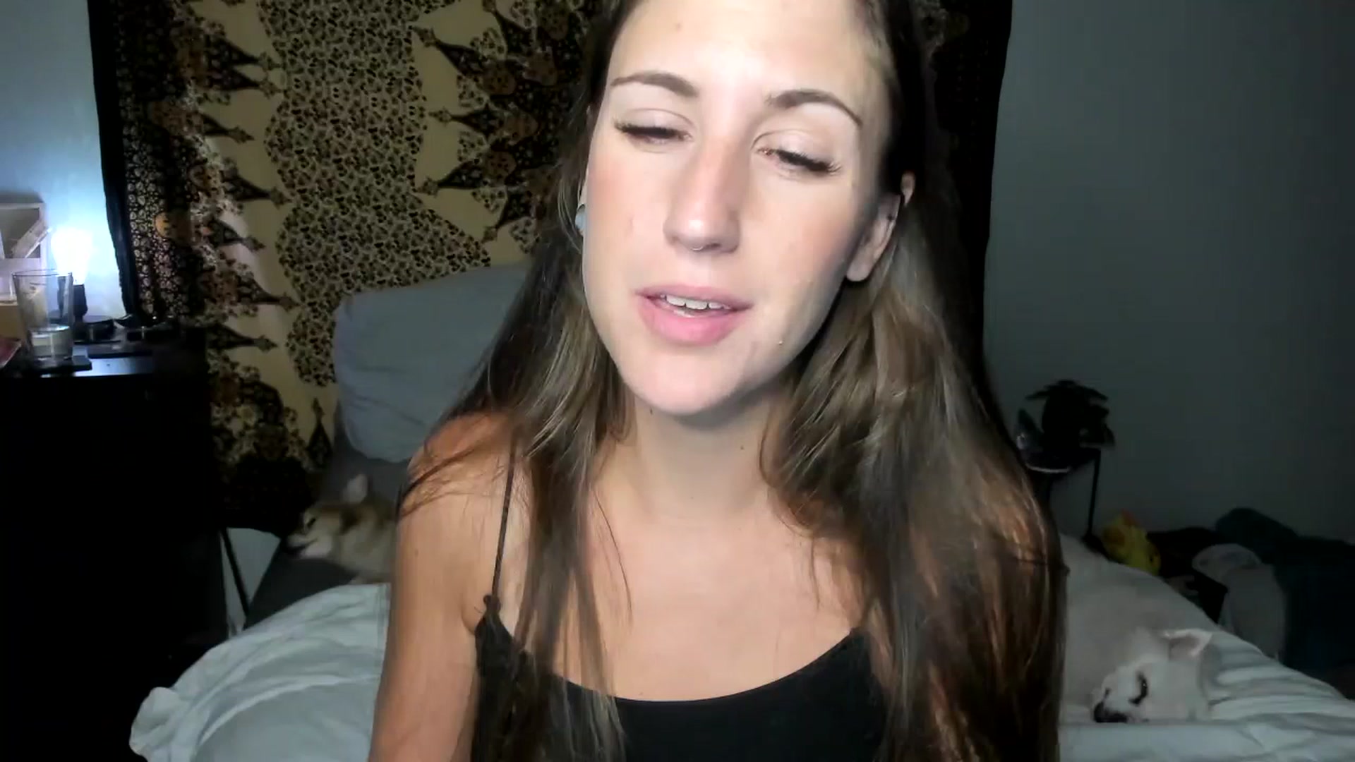 Gallery image thumbnail from bby_fawn's myfreecams stream on, 07/19/2023, 04:20 image 10 of 20