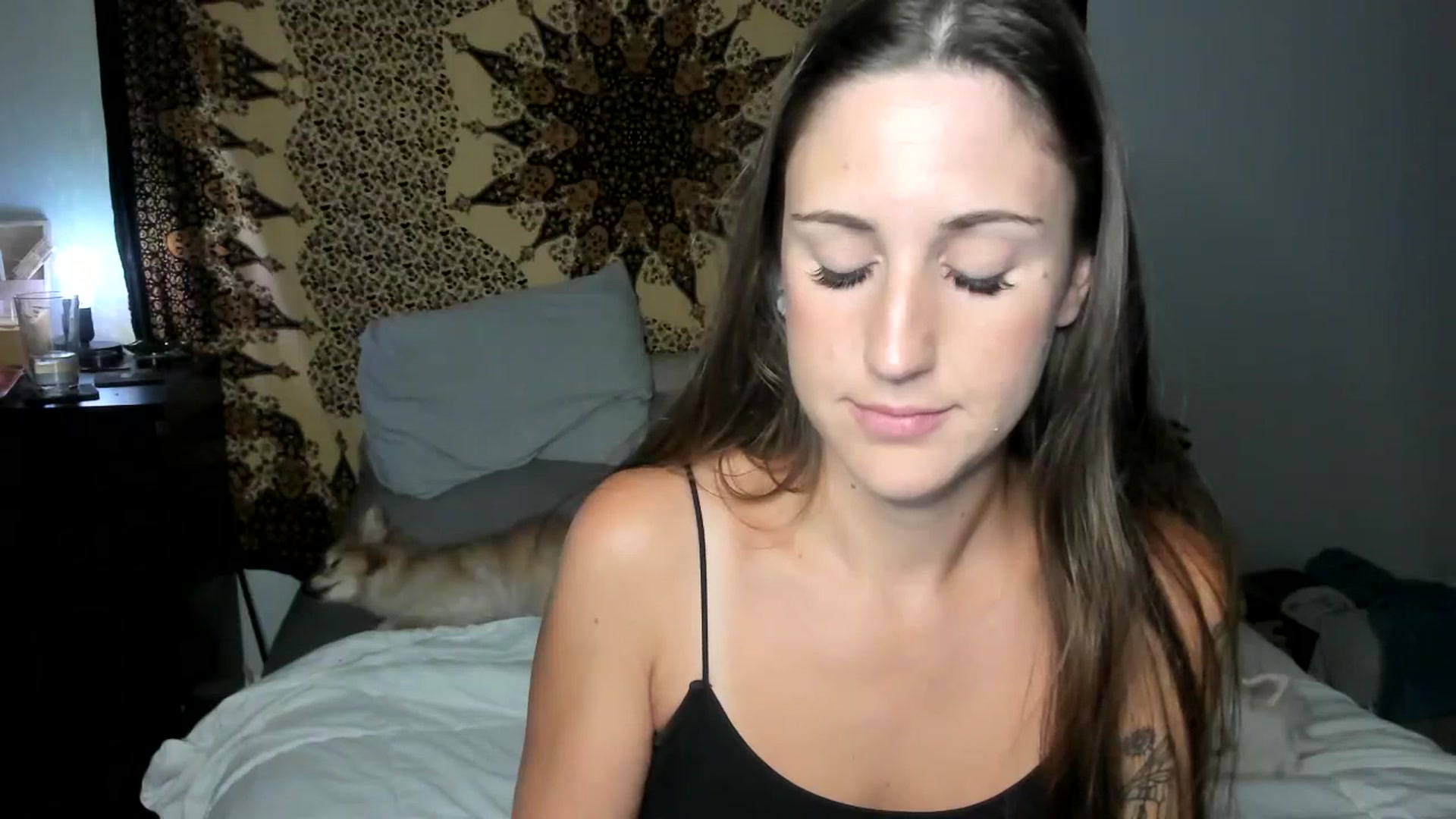 Gallery image thumbnail from bby_fawn's myfreecams stream on, 07/19/2023, 04:20 image 5 of 20