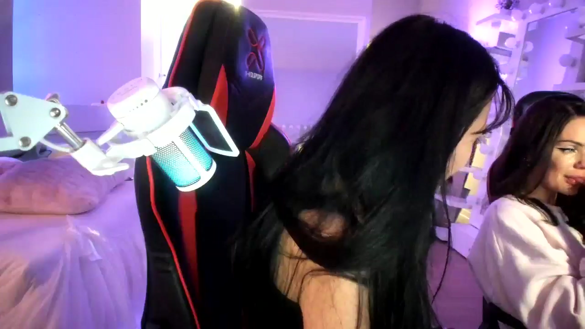 Gallery image thumbnail from bby_mous's myfreecams stream on, 03/09/2025, 10:42 image 9 of 20