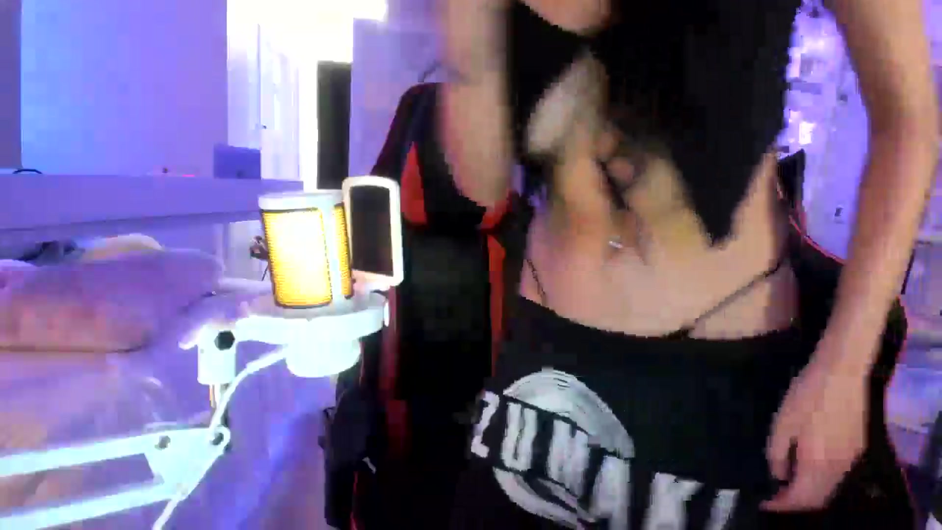 Gallery image thumbnail from bby_mous's myfreecams stream on, 03/09/2025, 10:42 image 16 of 20