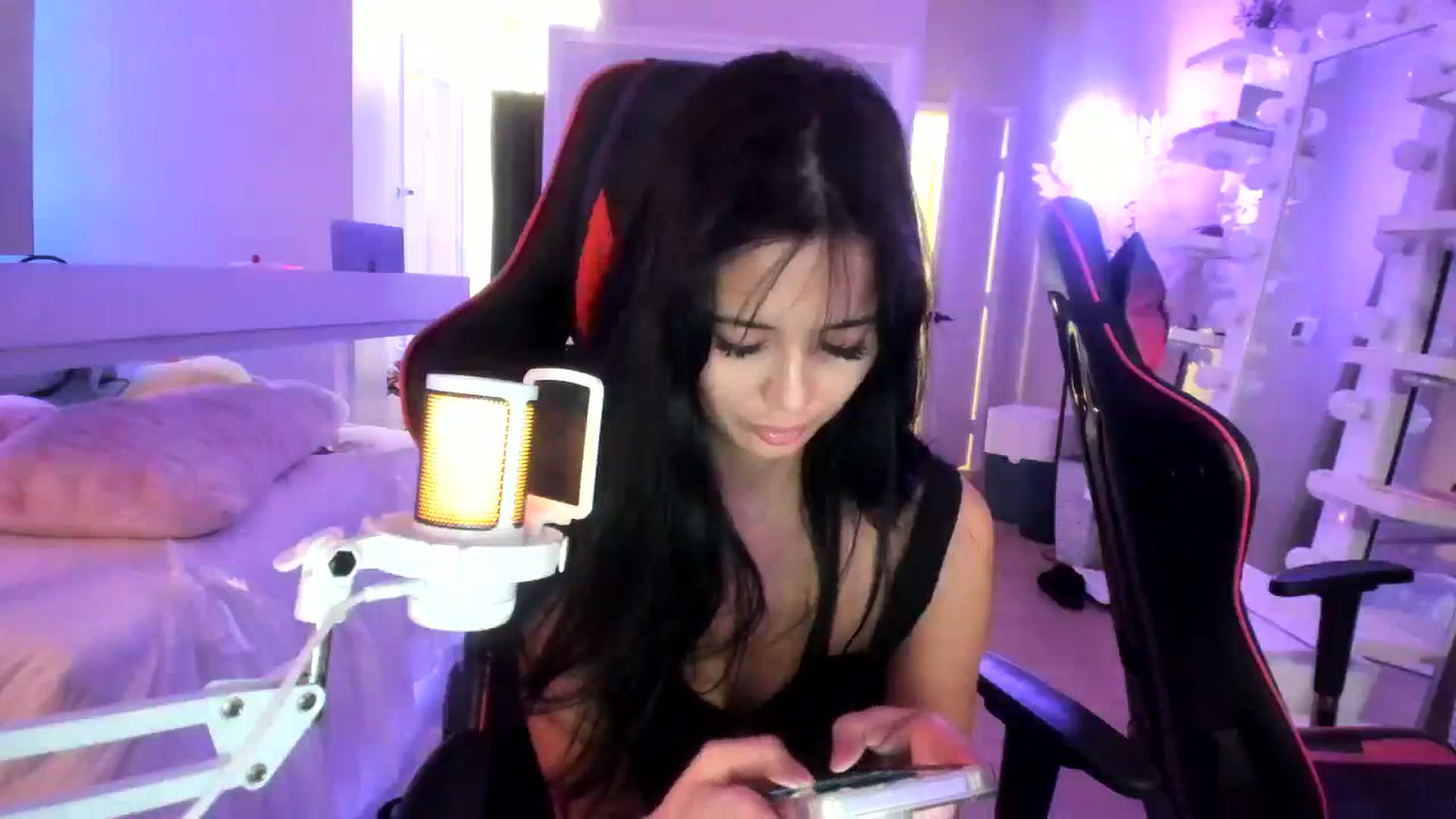 Gallery image thumbnail from bby_mous's myfreecams stream on, 03/09/2025, 10:42 image 15 of 20