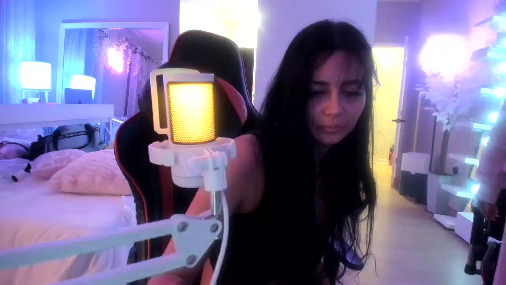 Gallery image thumbnail from bby_mous's myfreecams stream on, 03/09/2025, 12:06 image 8 of 20