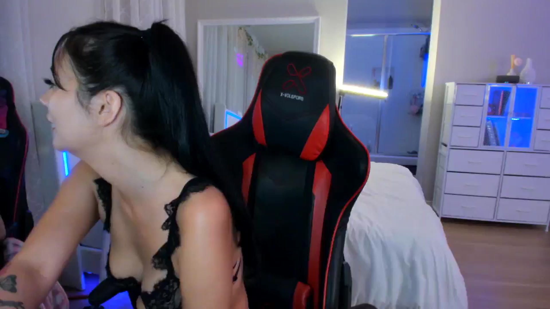 Gallery image thumbnail from bby_mous's myfreecams stream on, 06/16/2025, 08:40 image 2 of 20