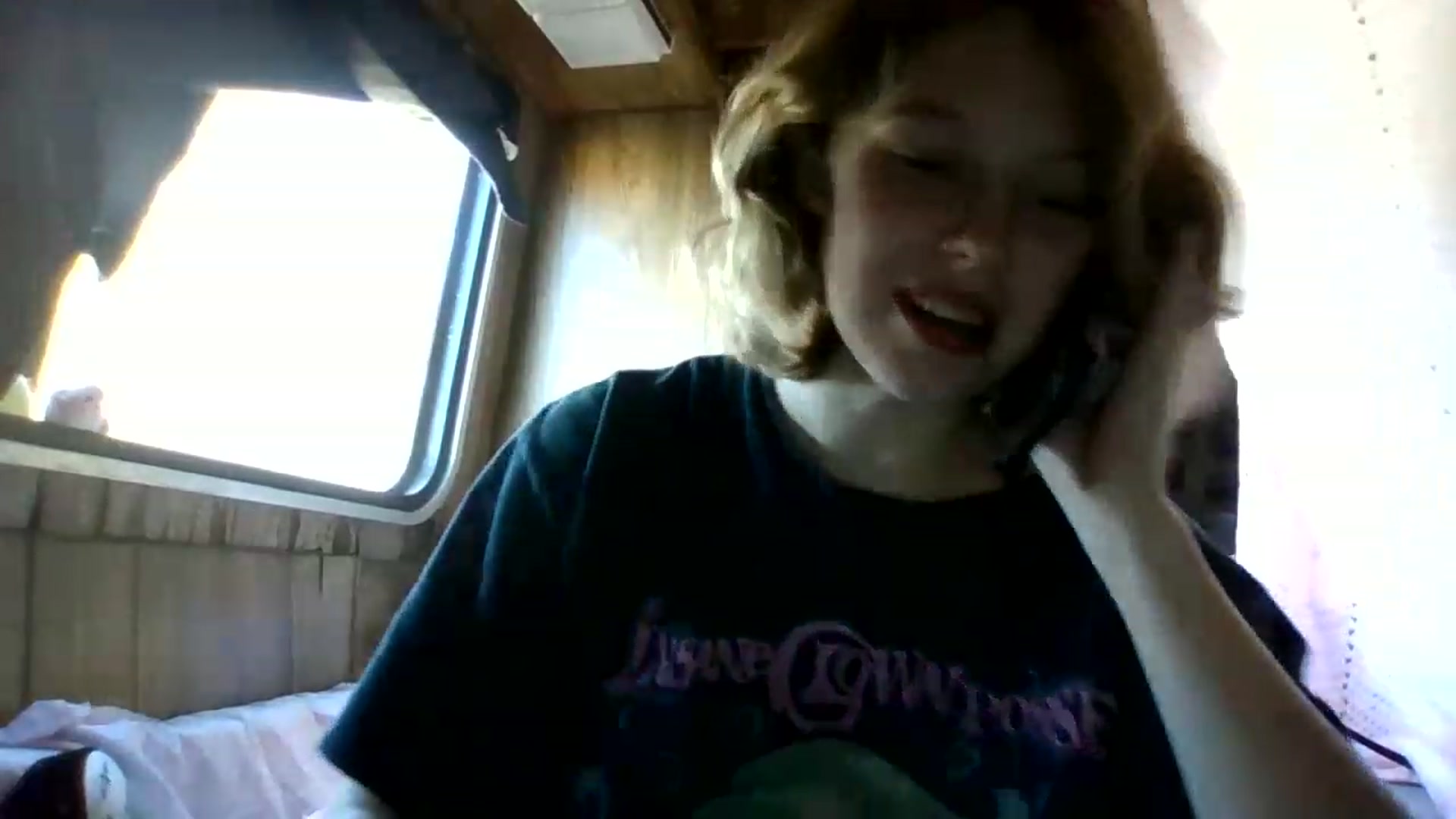 Gallery image thumbnail from bbyalice18's myfreecams stream on, 12/11/2022, 20:25 image 14 of 20