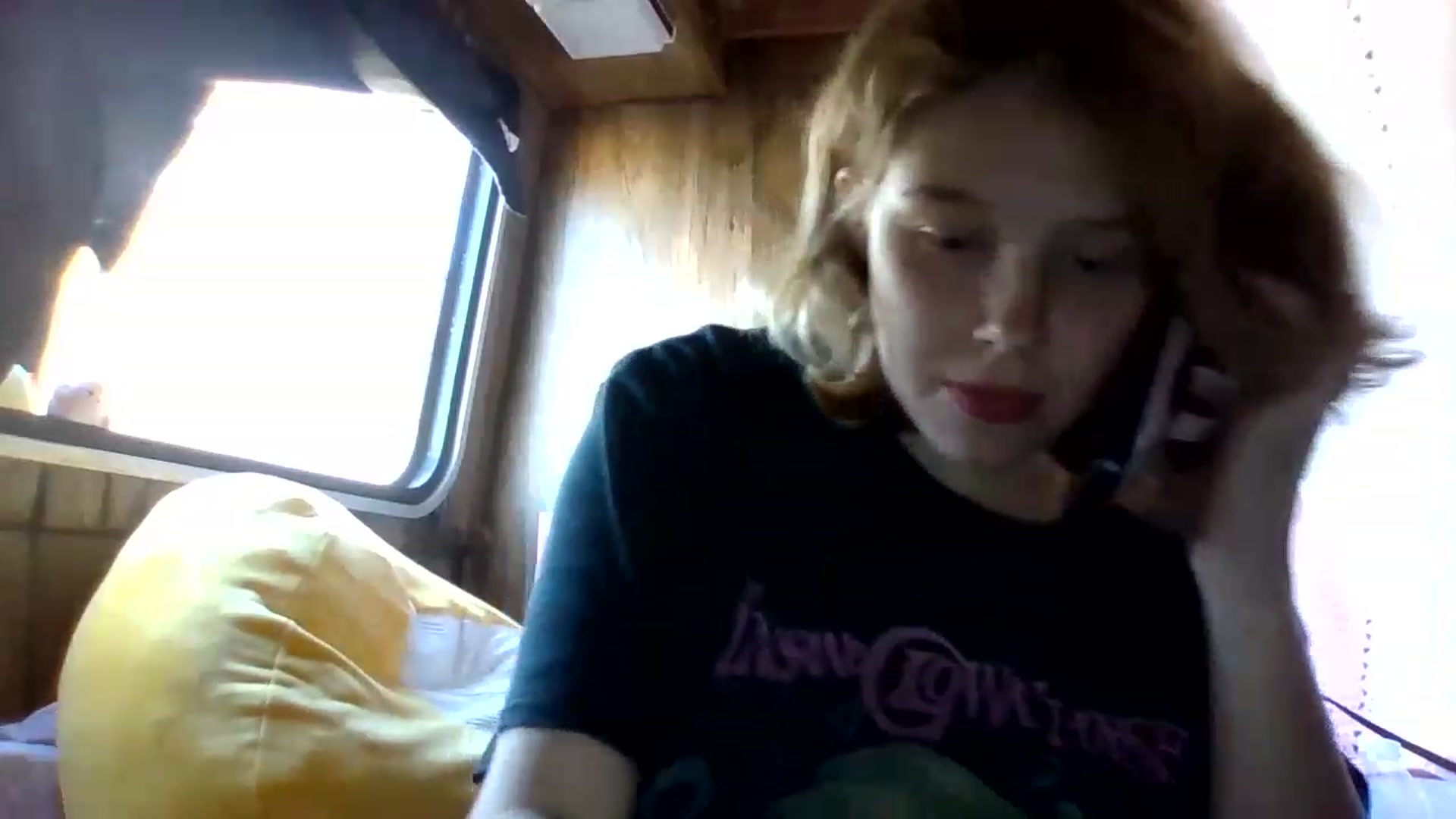 Gallery image thumbnail from bbyalice18's myfreecams stream on, 12/11/2022, 20:25 image 17 of 20