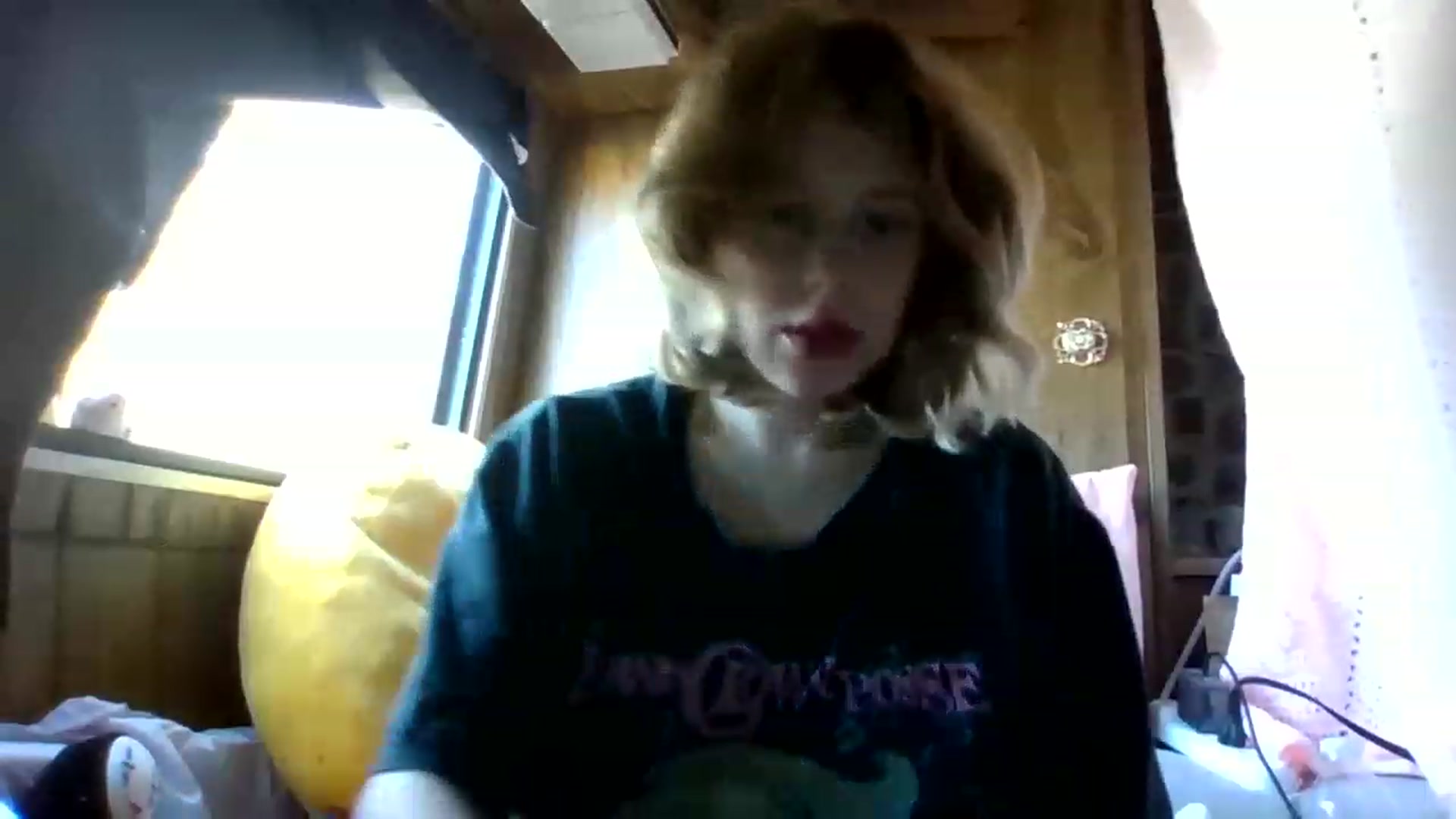 Gallery image thumbnail from bbyalice18's myfreecams stream on, 12/11/2022, 20:25 image 7 of 20