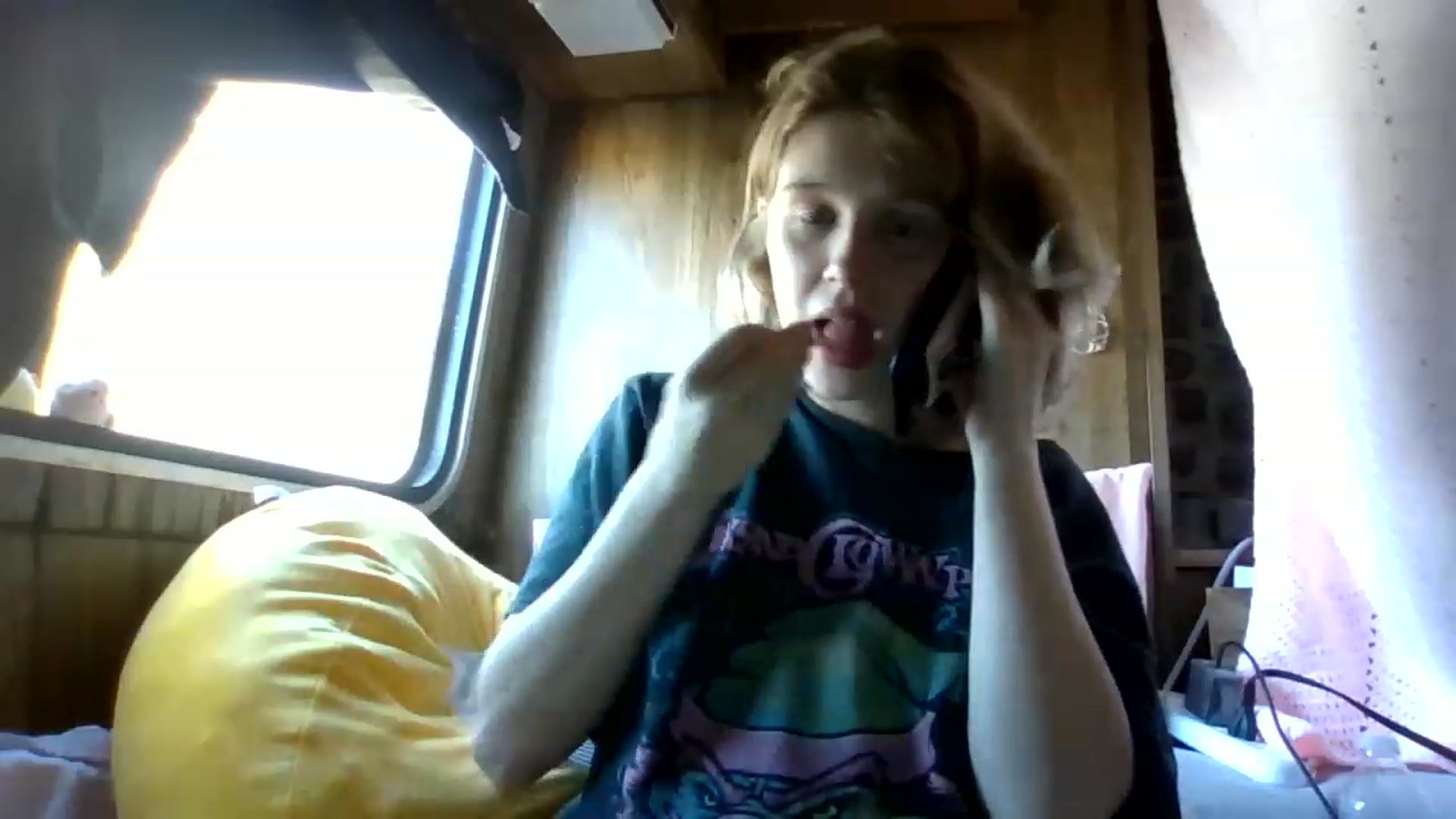 Gallery image thumbnail from bbyalice18's myfreecams stream on, 12/11/2022, 20:25 image 19 of 20
