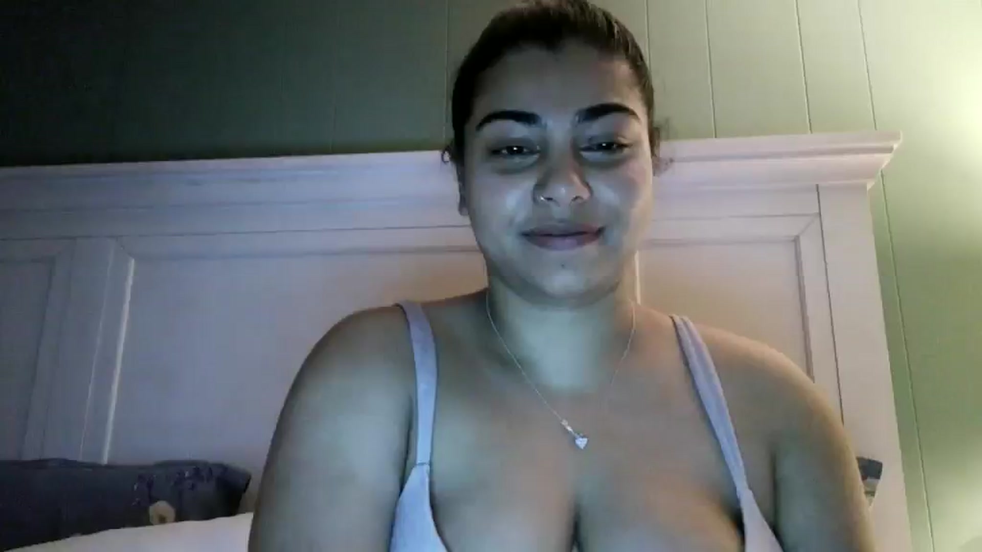 Gallery image thumbnail from bbycakes0905's myfreecams stream on, 03/04/2025, 24:28 image 13 of 20