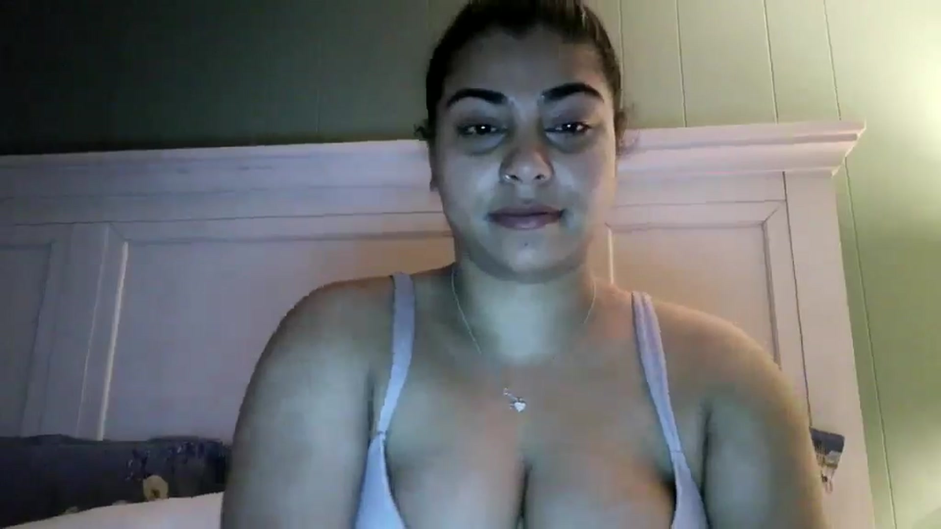 Gallery image thumbnail from bbycakes0905's myfreecams stream on, 03/04/2025, 24:28 image 2 of 20