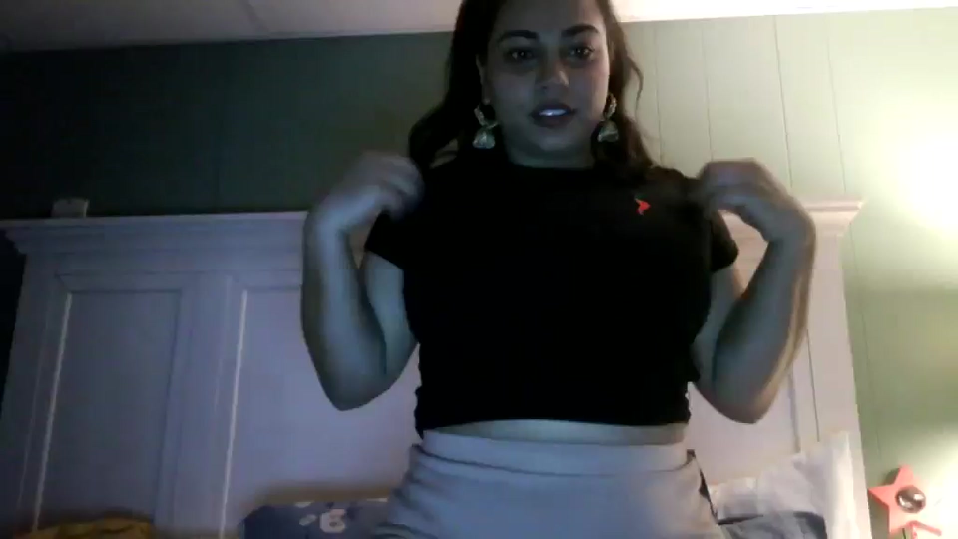 Gallery image thumbnail from bbycakes0905's myfreecams stream on, 04/14/2025, 03:29 image 1 of 20