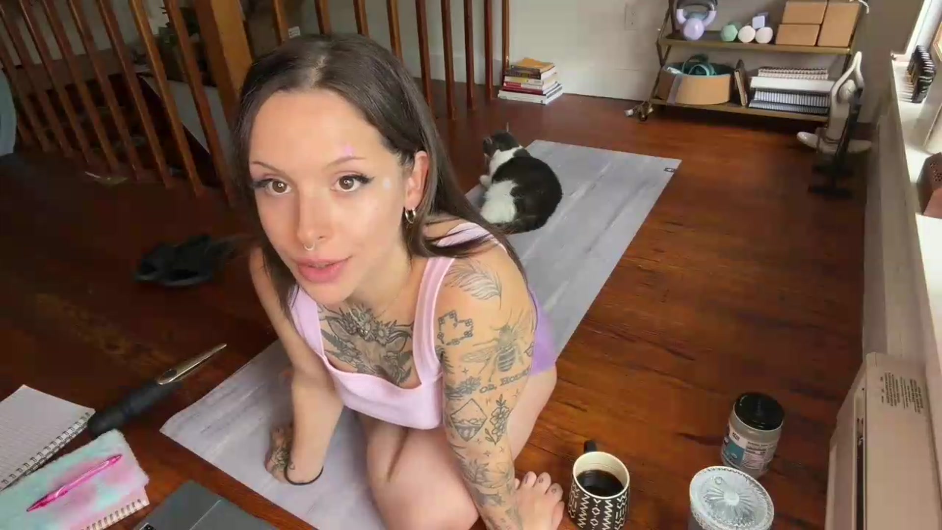 Gallery image thumbnail from bbyd0ll's myfreecams stream on, 08/02/2026, 16:40 image 13 of 20