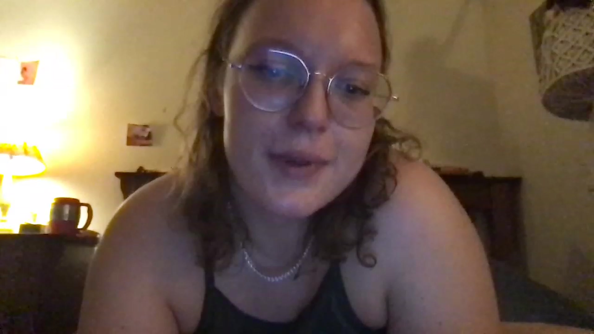 Gallery image thumbnail from bbygap's myfreecams stream on, 11/15/2022, 03:24 image 18 of 20