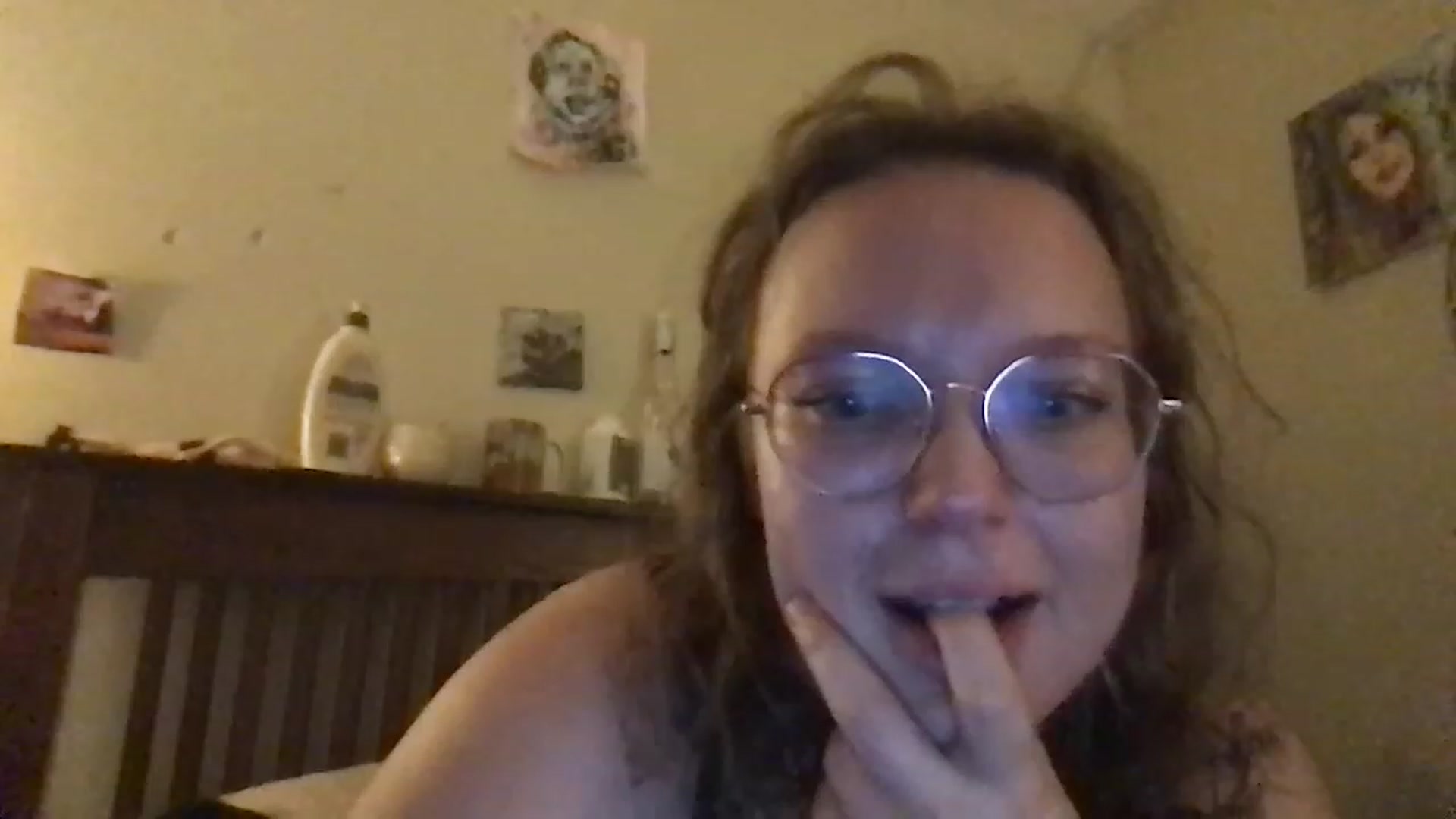 Gallery image thumbnail from bbygap's myfreecams stream on, 11/15/2022, 03:24 image 2 of 20