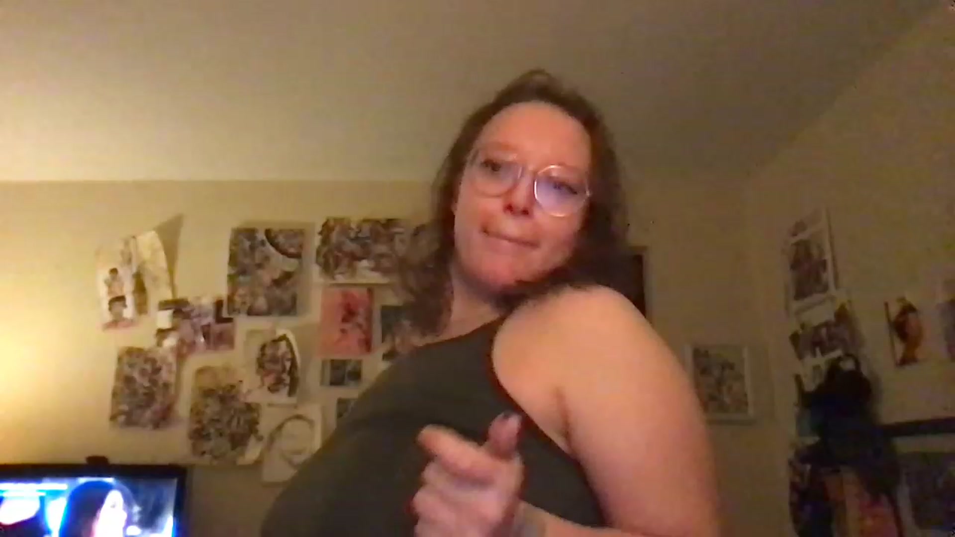 Gallery image thumbnail from bbygap's myfreecams stream on, 11/15/2022, 03:24 image 15 of 20