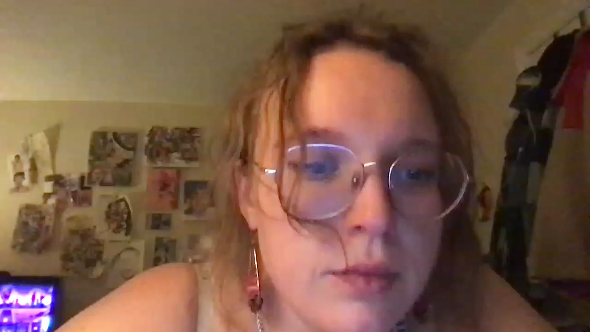 Gallery image thumbnail from bbygap's myfreecams stream on, 11/16/2022, 02:56 image 2 of 20