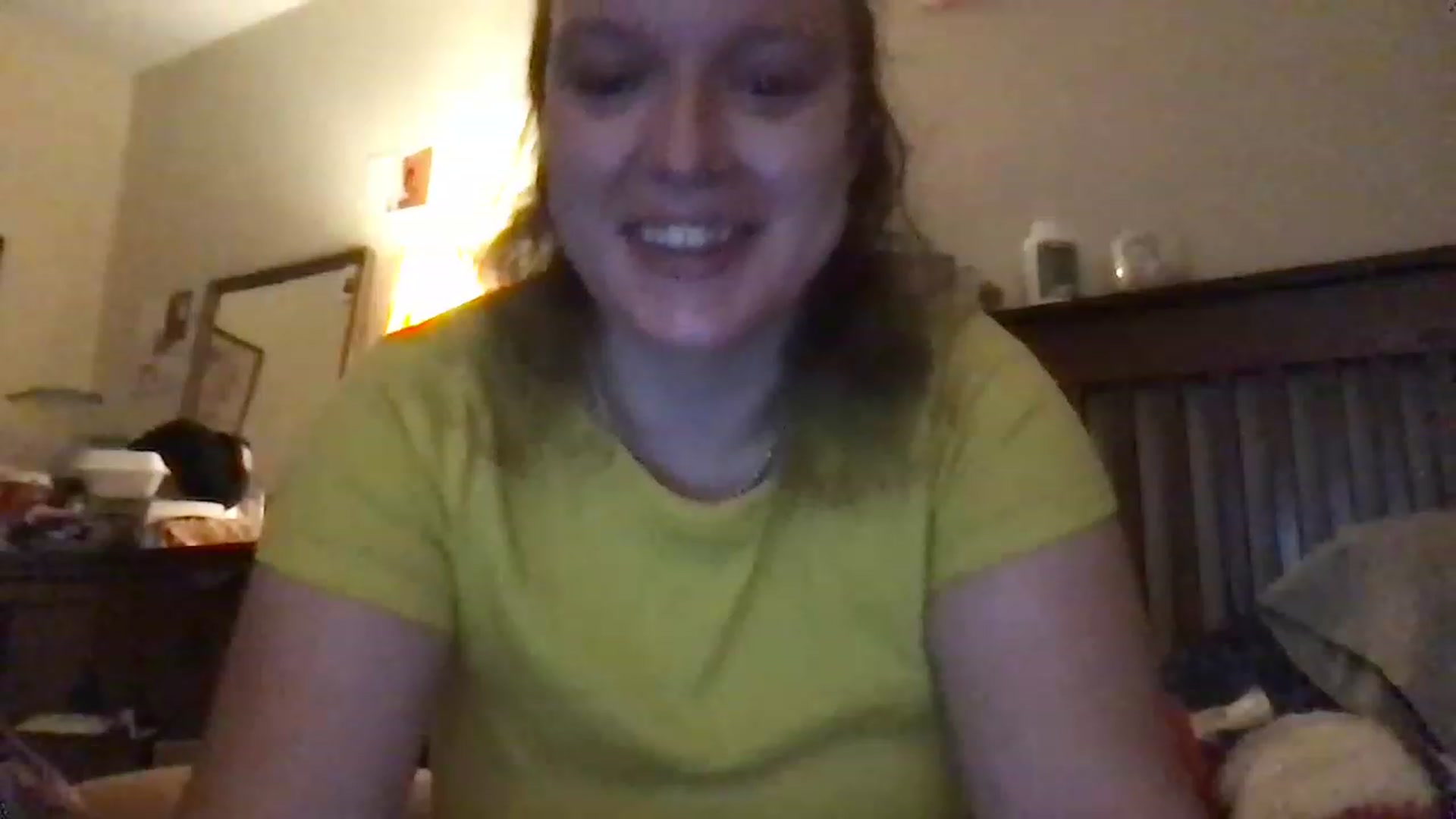 Gallery image thumbnail from bbygap's myfreecams stream on, 11/20/2022, 21:59 image 4 of 20