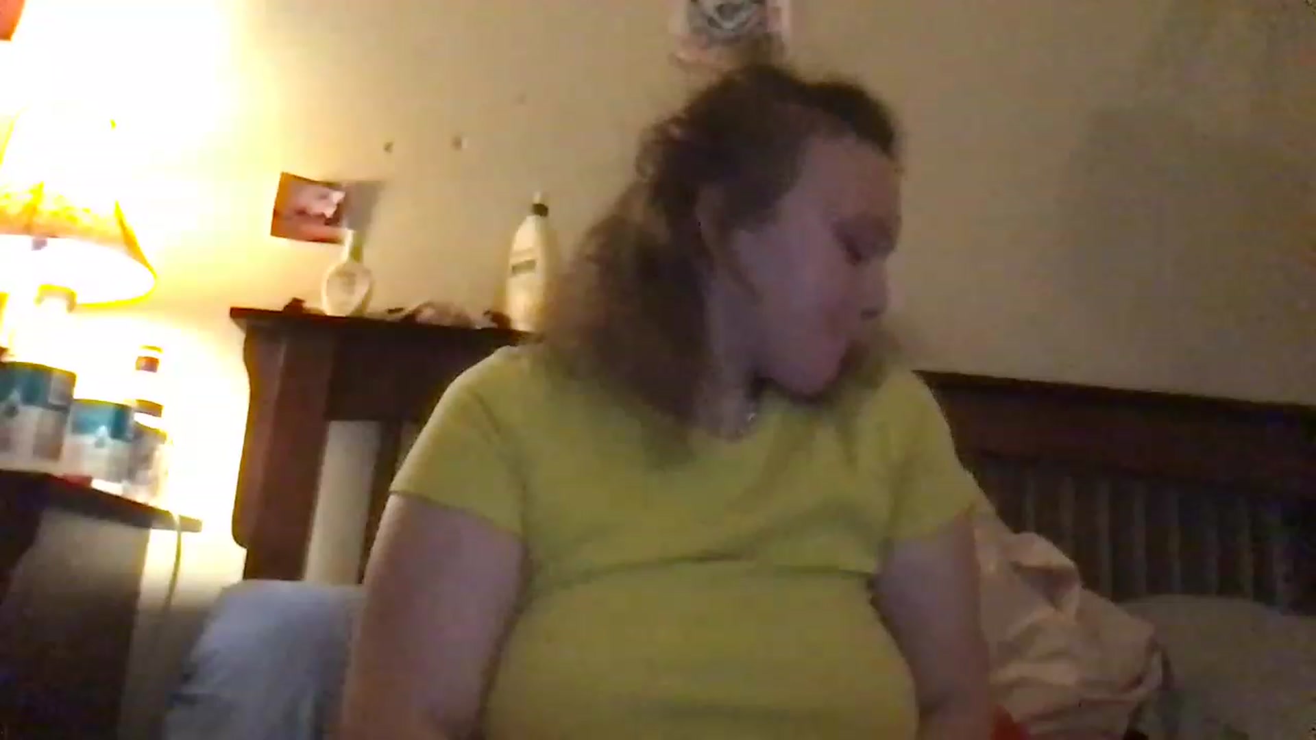 Gallery image thumbnail from bbygap's myfreecams stream on, 11/20/2022, 22:19 image 4 of 20