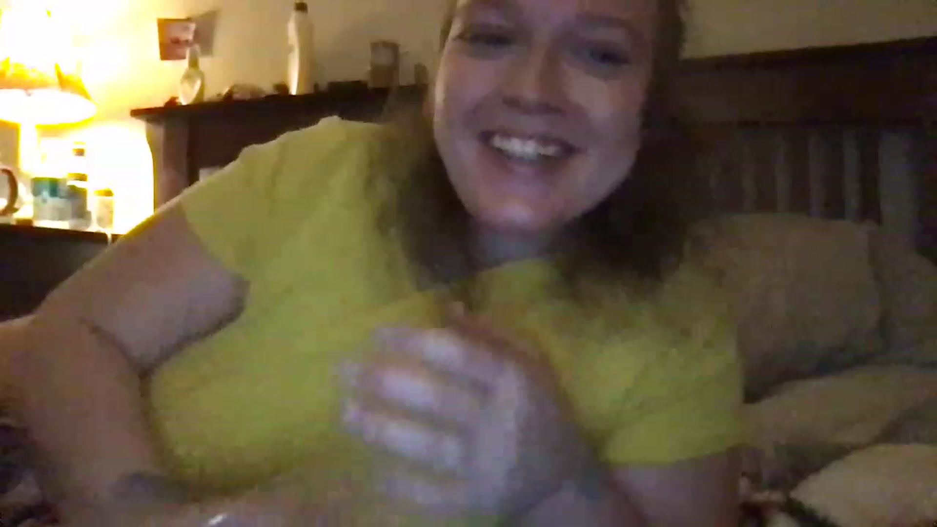 Gallery image thumbnail from bbygap's myfreecams stream on, 11/20/2022, 22:19 image 9 of 20