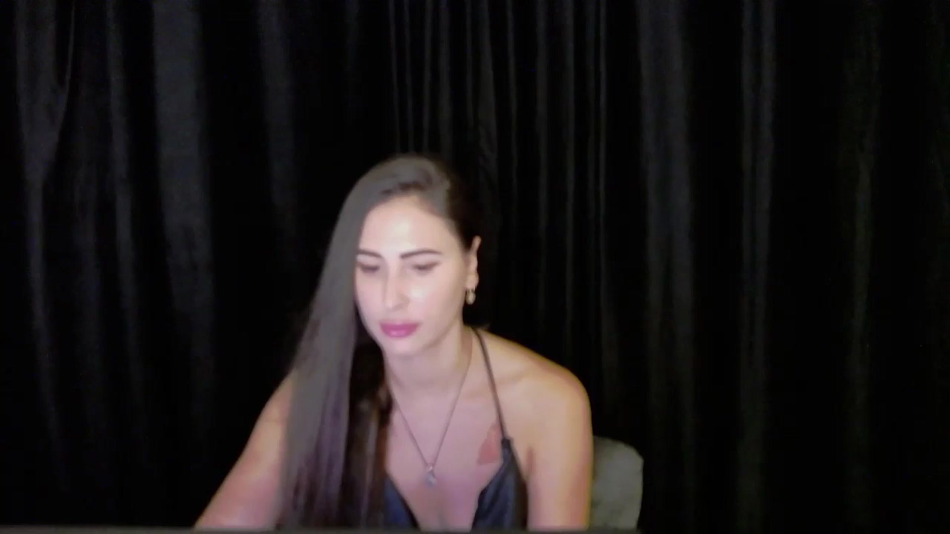 Gallery image thumbnail from bdayMaraH's myfreecams stream on, 08/05/2024, 19:56 image 2 of 20