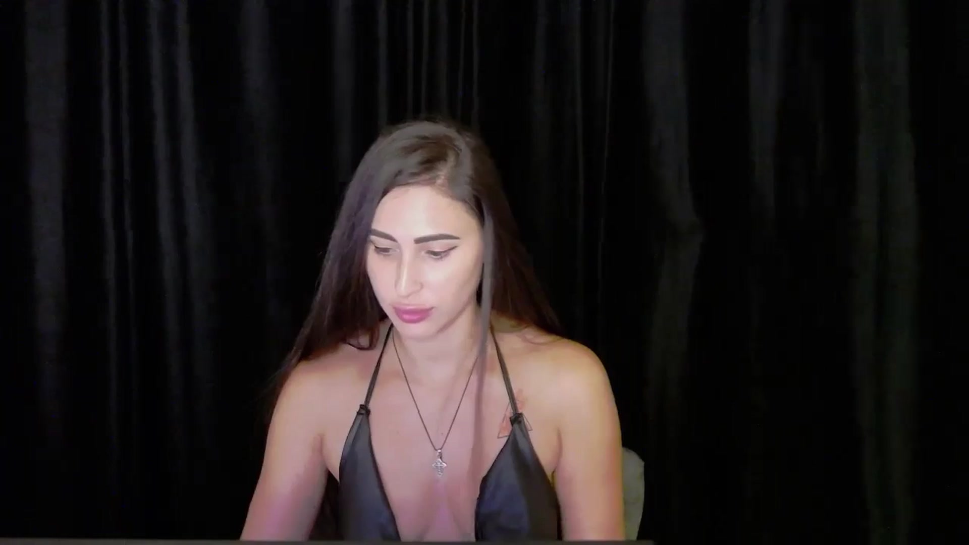 Gallery image thumbnail from bdayMaraH's myfreecams stream on, 08/05/2024, 19:56 image 18 of 20