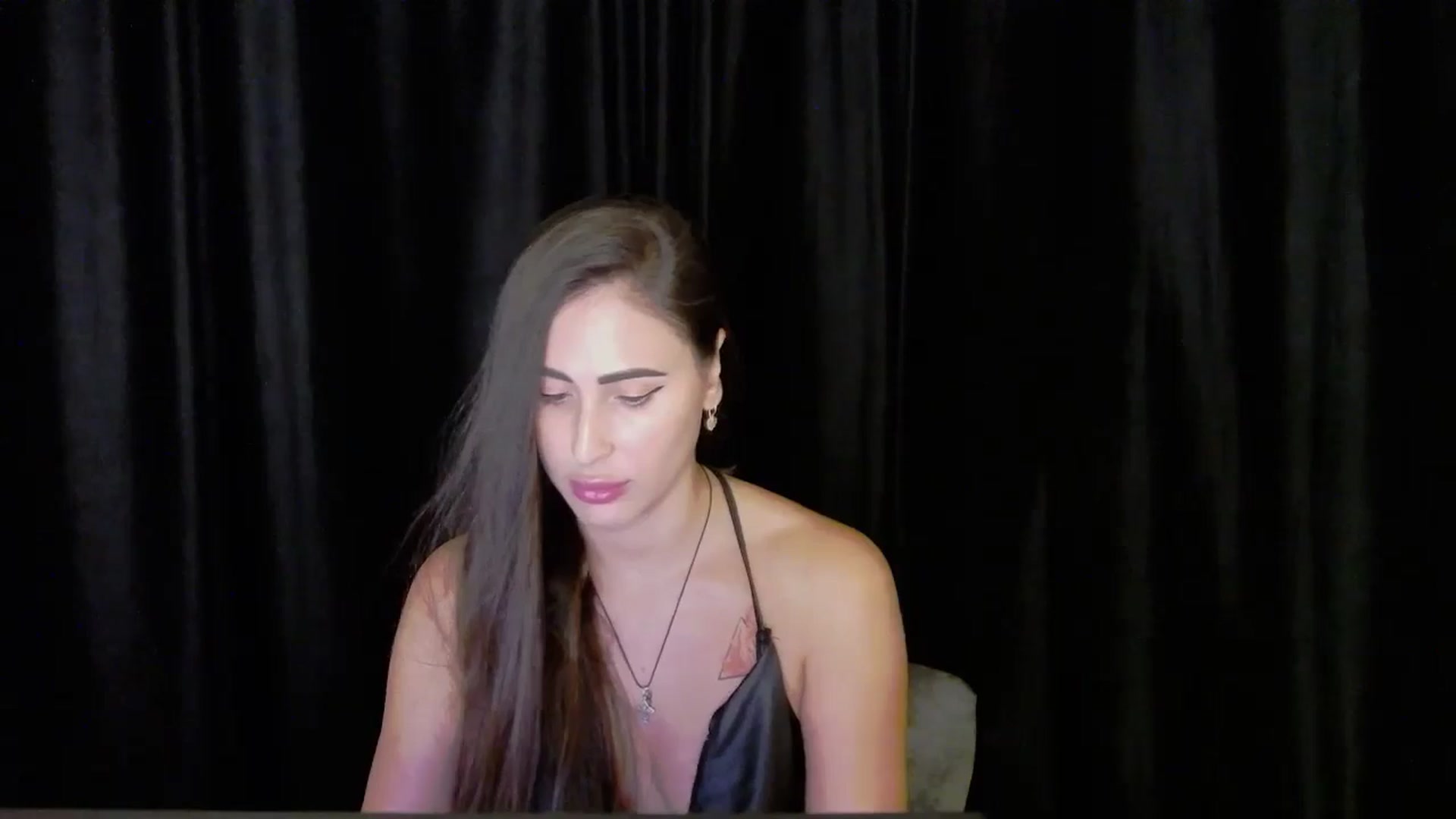 Gallery image thumbnail from bdayMaraH's myfreecams stream on, 08/05/2024, 19:56 image 3 of 20