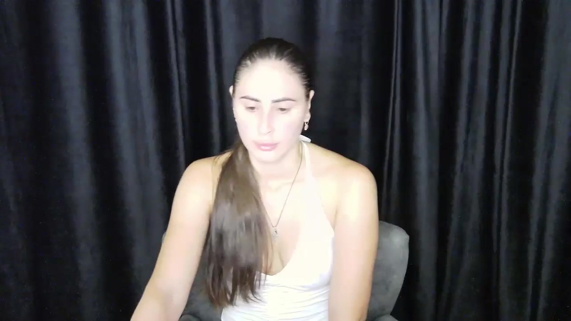 Gallery image thumbnail from bdayMaraH's myfreecams stream on, 08/09/2024, 17:28 image 3 of 20
