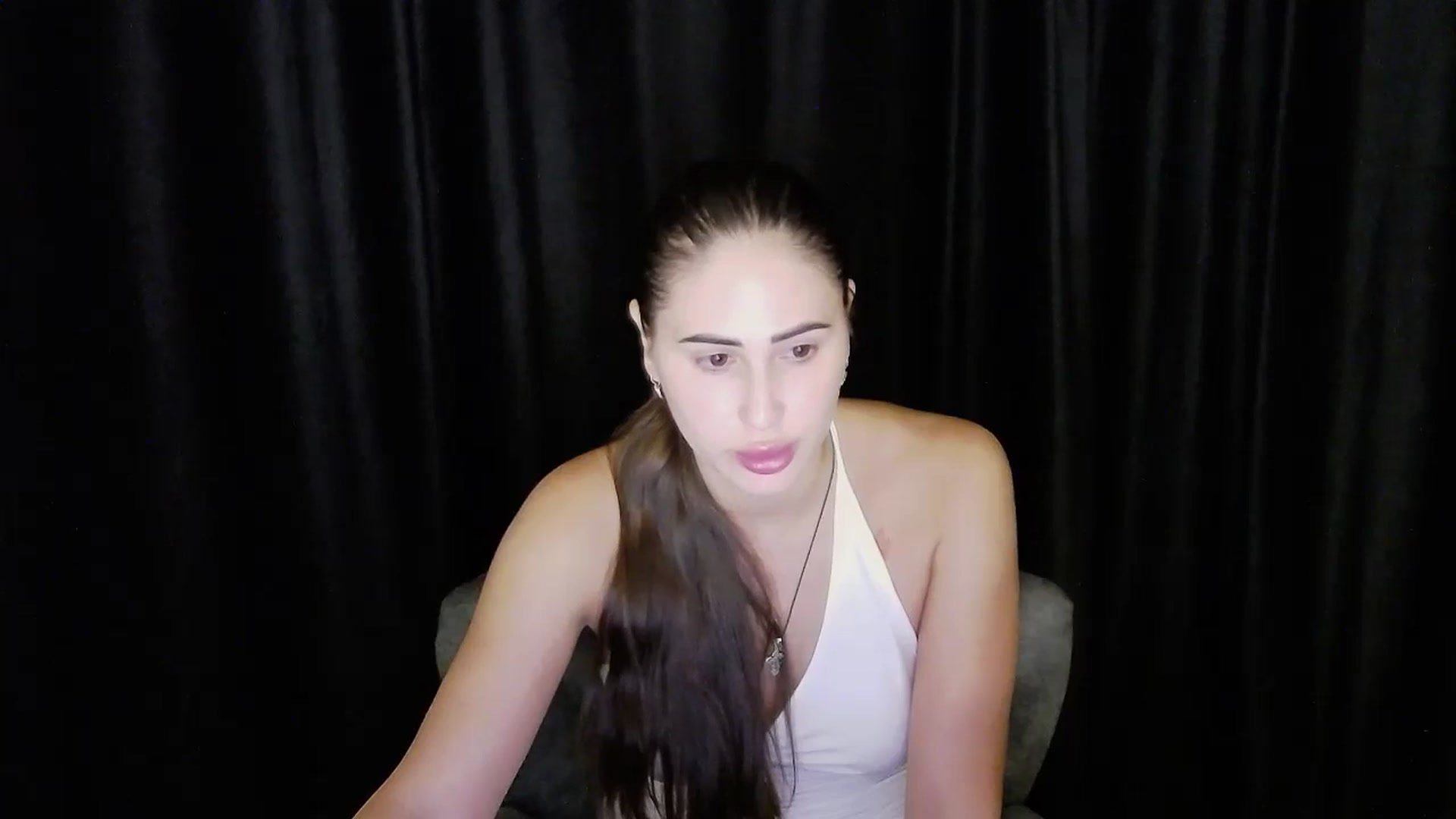 Gallery image thumbnail from bdayMaraH's myfreecams stream on, 08/09/2024, 18:30 image 16 of 20