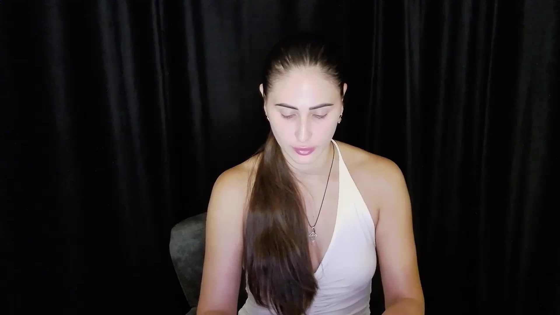 Gallery image thumbnail from bdayMaraH's myfreecams stream on, 08/09/2024, 18:30 image 9 of 20