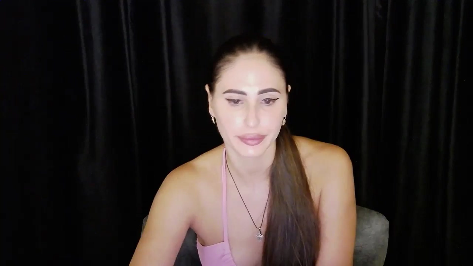 Gallery image thumbnail from bdayMaraH's myfreecams stream on, 08/11/2024, 17:29 image 20 of 20