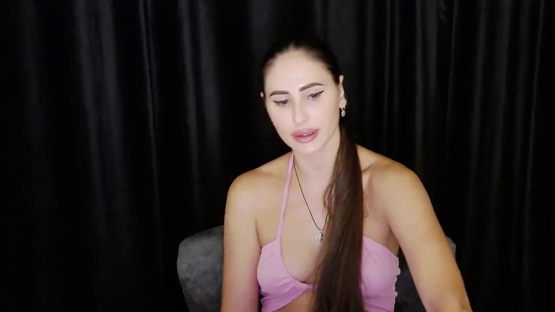 Gallery image thumbnail from bdayMaraH's myfreecams stream on, 08/11/2024, 17:29 image 4 of 20