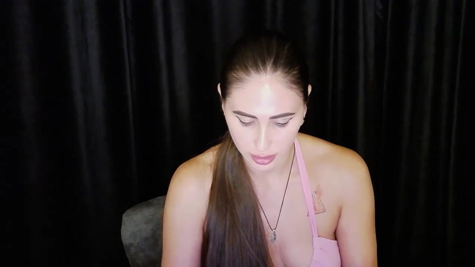 Gallery image thumbnail from bdayMaraH's myfreecams stream on, 08/11/2024, 19:56 image 4 of 20