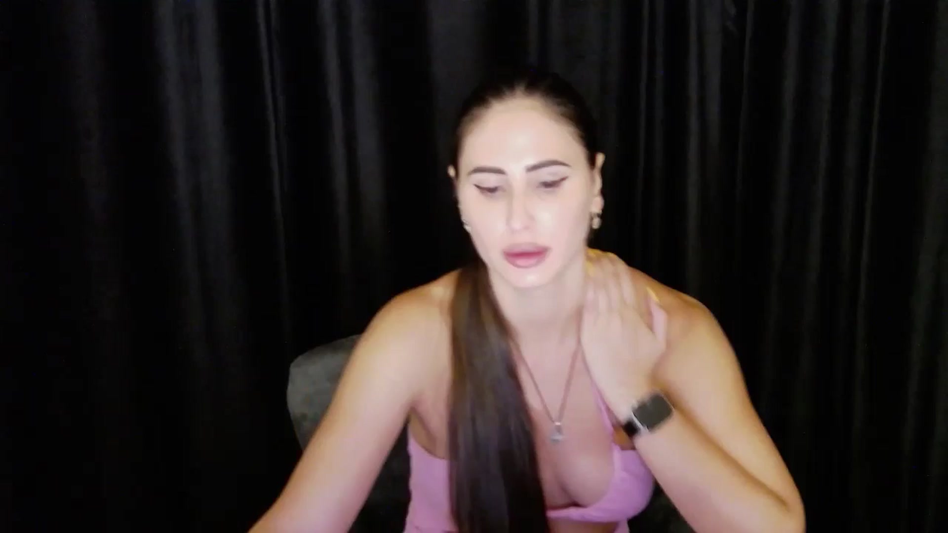 Gallery image thumbnail from bdayMaraH's myfreecams stream on, 08/11/2024, 19:56 image 19 of 20