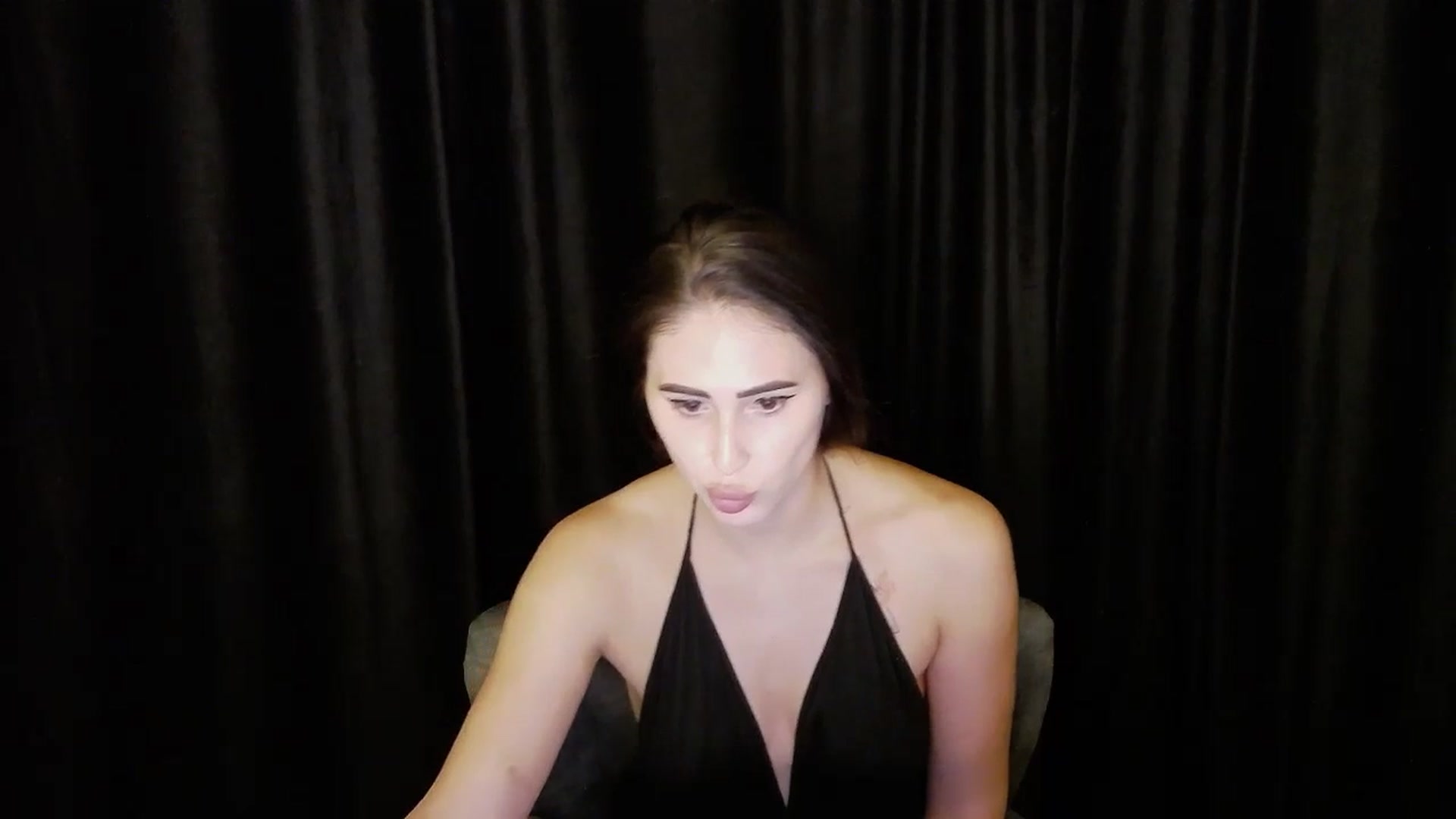 Gallery image thumbnail from bdayMaraH's myfreecams stream on, 08/17/2024, 18:40 image 4 of 20