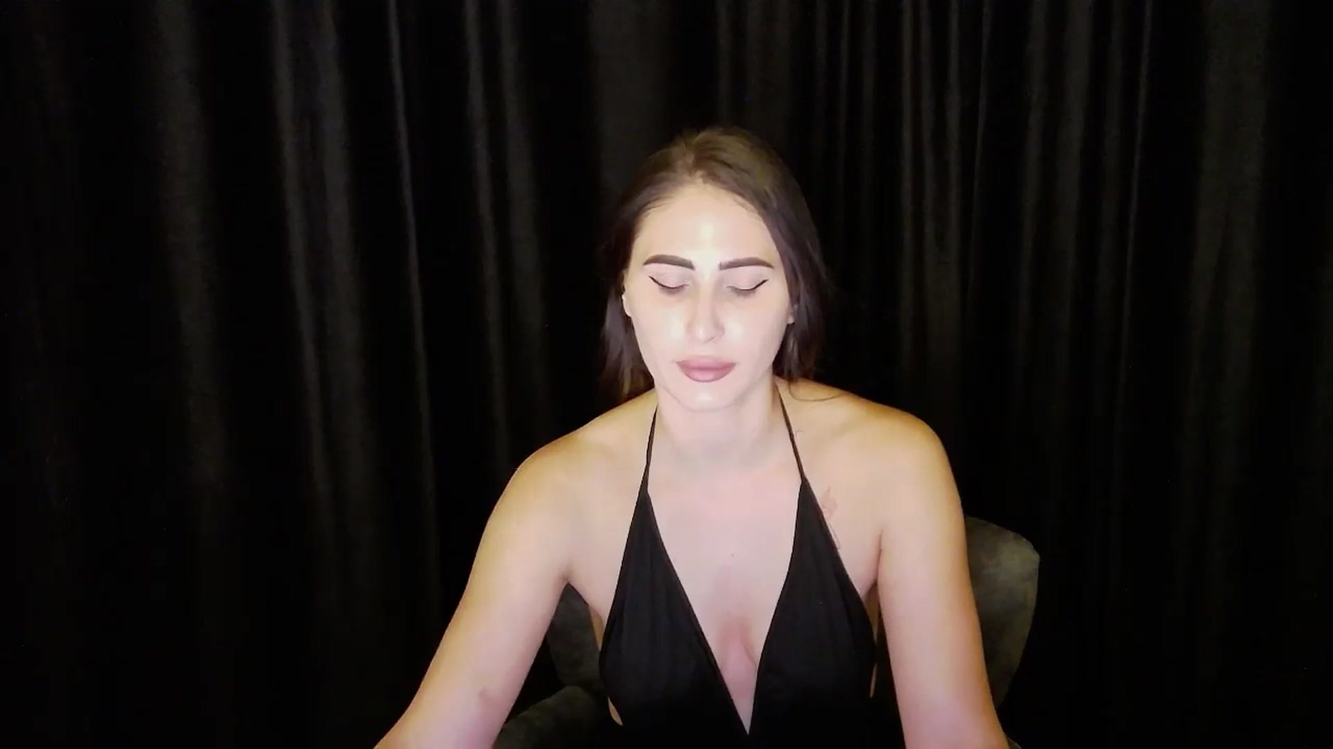 Gallery image thumbnail from bdayMaraH's myfreecams stream on, 08/17/2024, 18:40 image 12 of 20