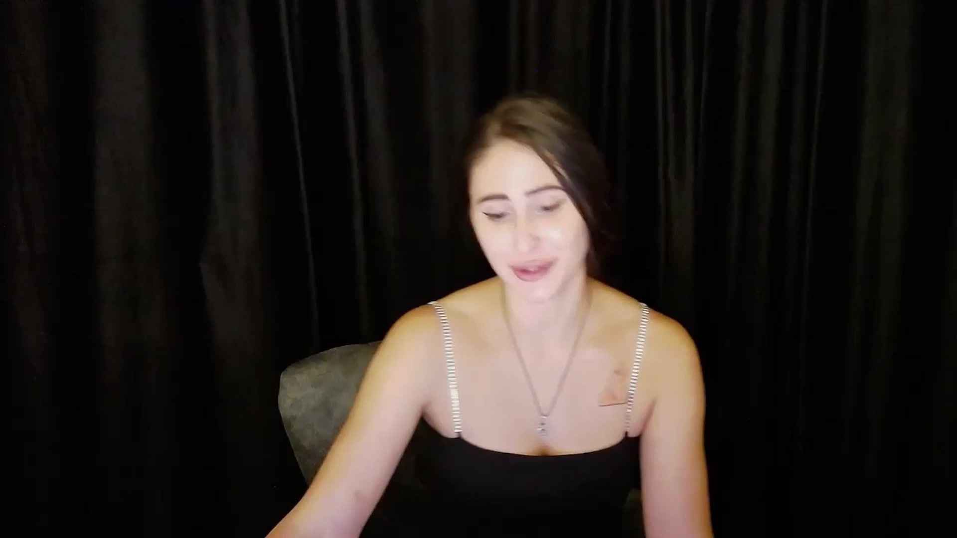 Gallery image thumbnail from bdayMaraH's myfreecams stream on, 08/17/2024, 19:38 image 9 of 20