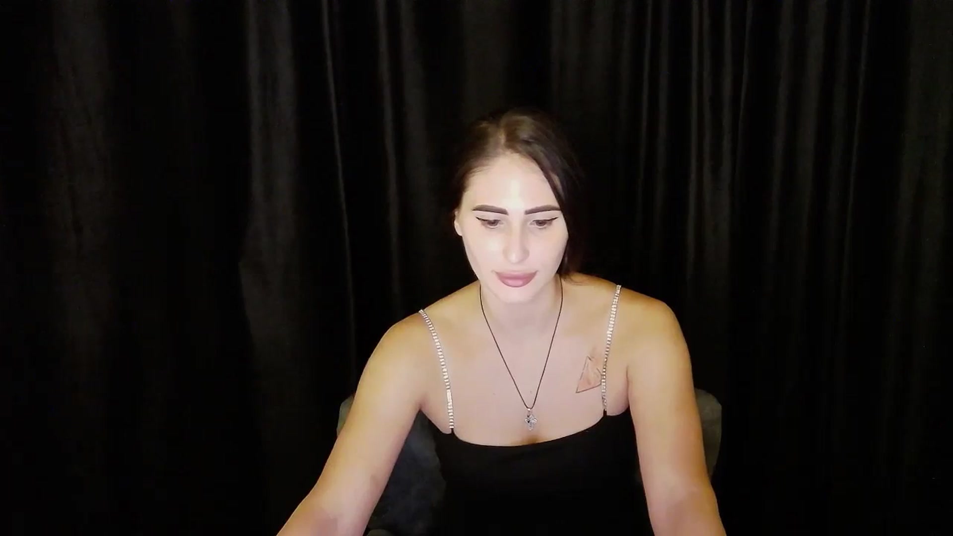 Gallery image thumbnail from bdayMaraH's myfreecams stream on, 08/17/2024, 19:38 image 19 of 20