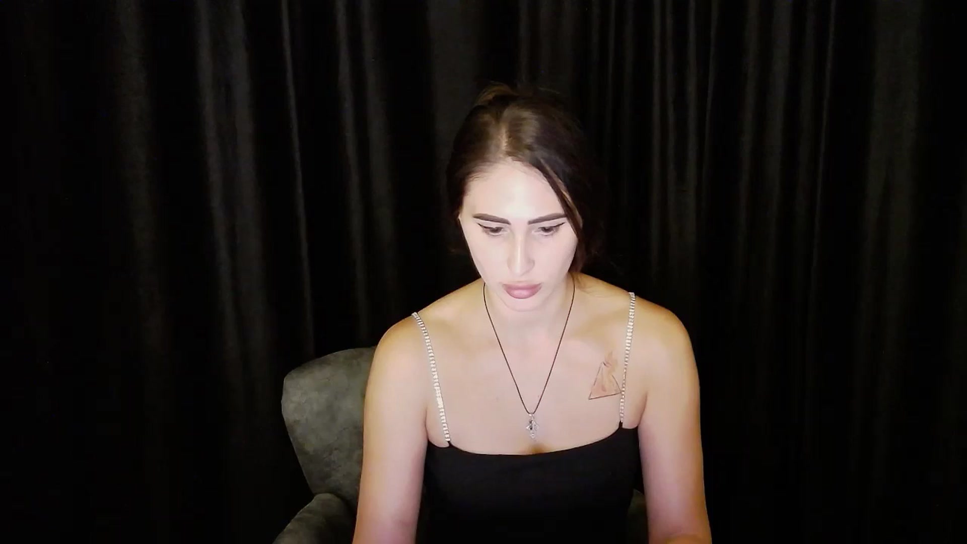 Gallery image thumbnail from bdayMaraH's myfreecams stream on, 08/17/2024, 19:38 image 3 of 20