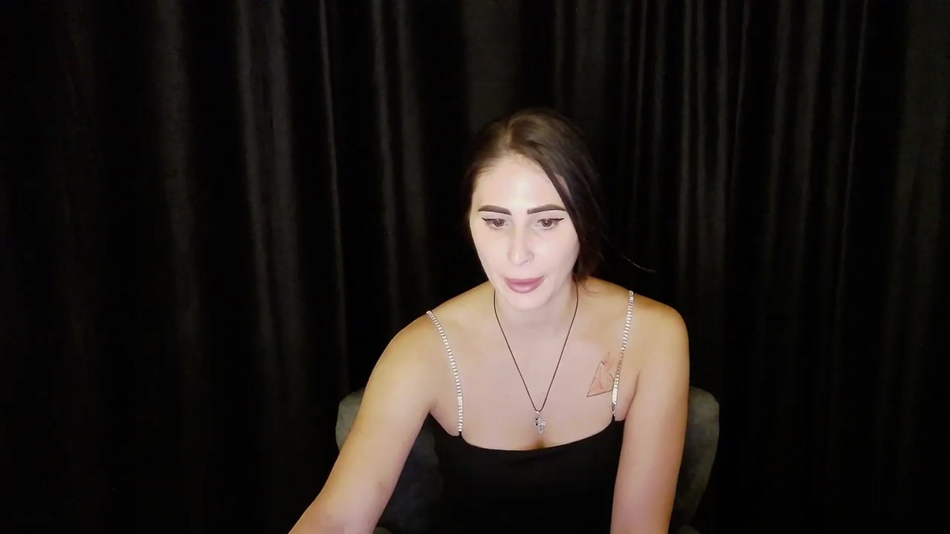 Gallery image thumbnail from bdayMaraH's myfreecams stream on, 08/17/2024, 19:38 image 16 of 20