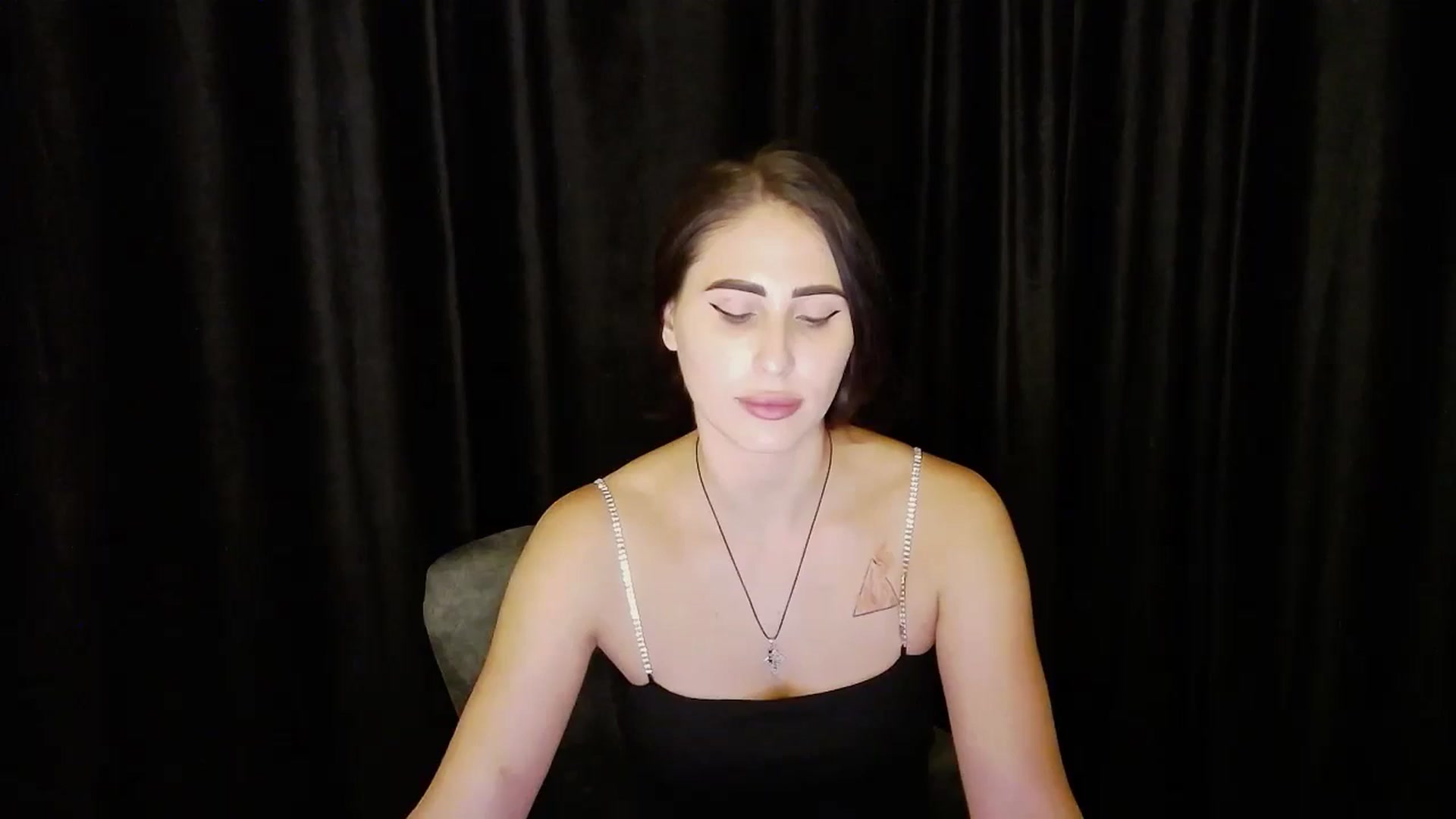 Gallery image thumbnail from bdayMaraH's myfreecams stream on, 08/17/2024, 19:38 image 7 of 20