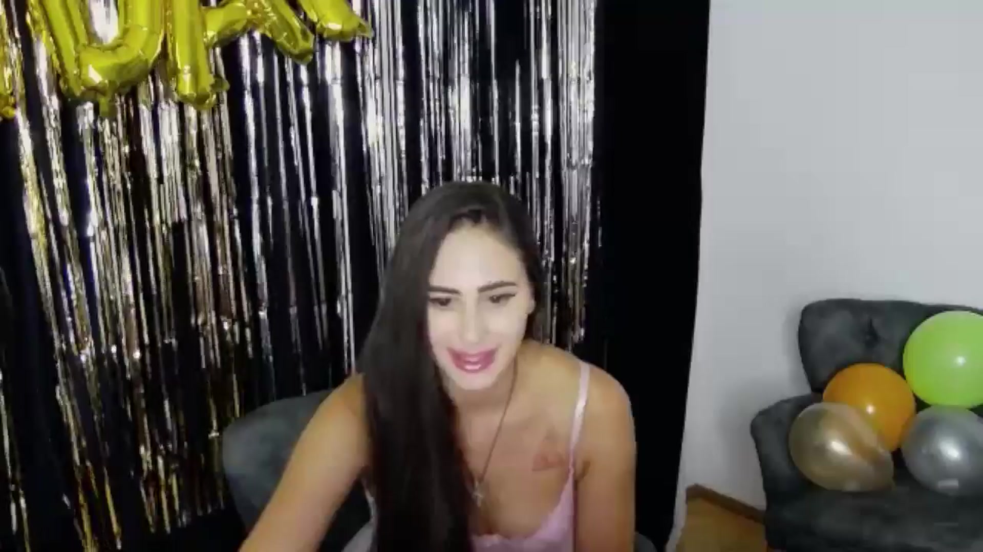 Gallery image thumbnail from bdayMaraH's myfreecams stream on, 08/18/2024, 21:02 image 3 of 20