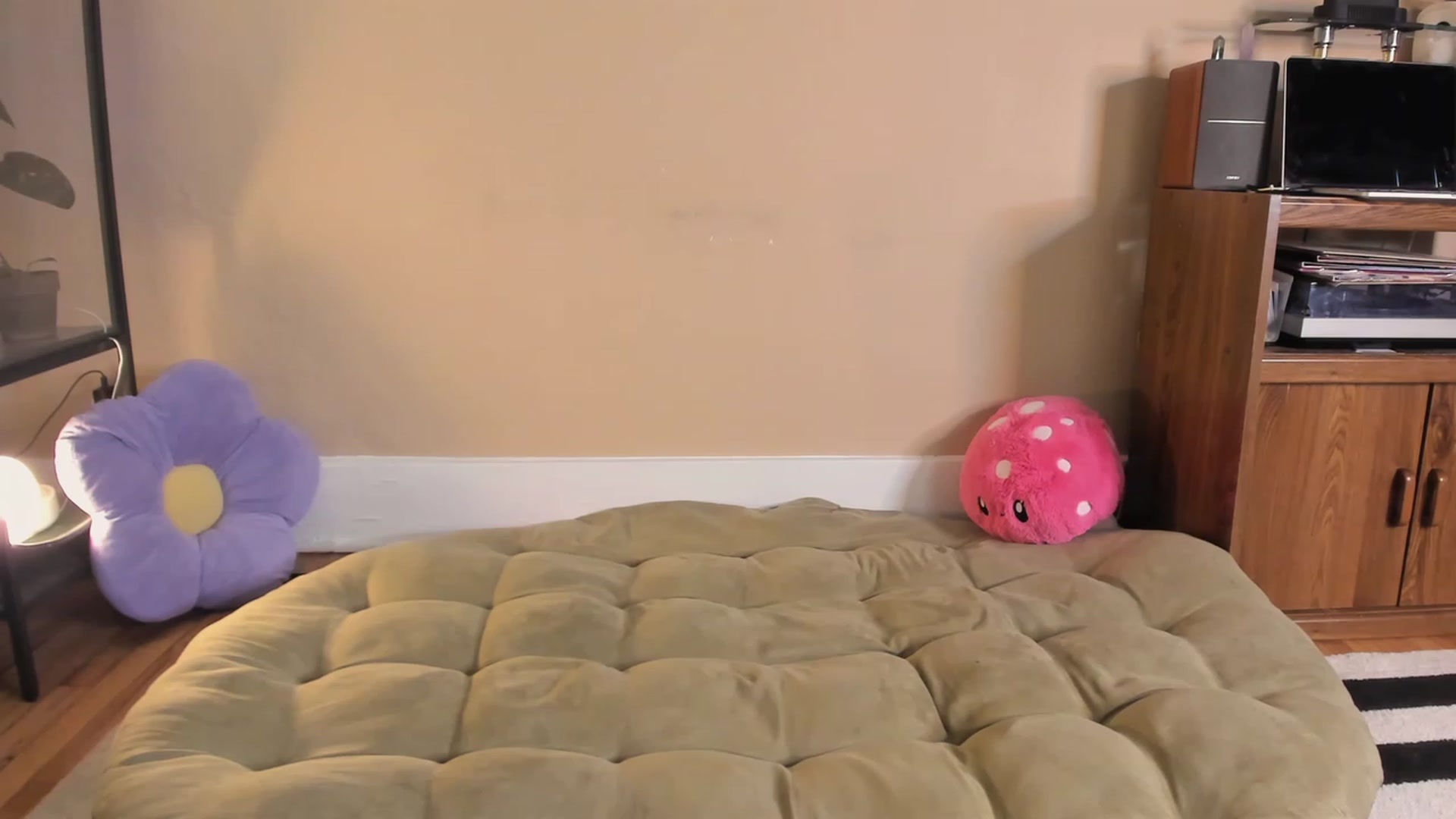 Gallery image thumbnail from bday_laine's myfreecams stream on, 03/30/2023, 03:57 image 1 of 20