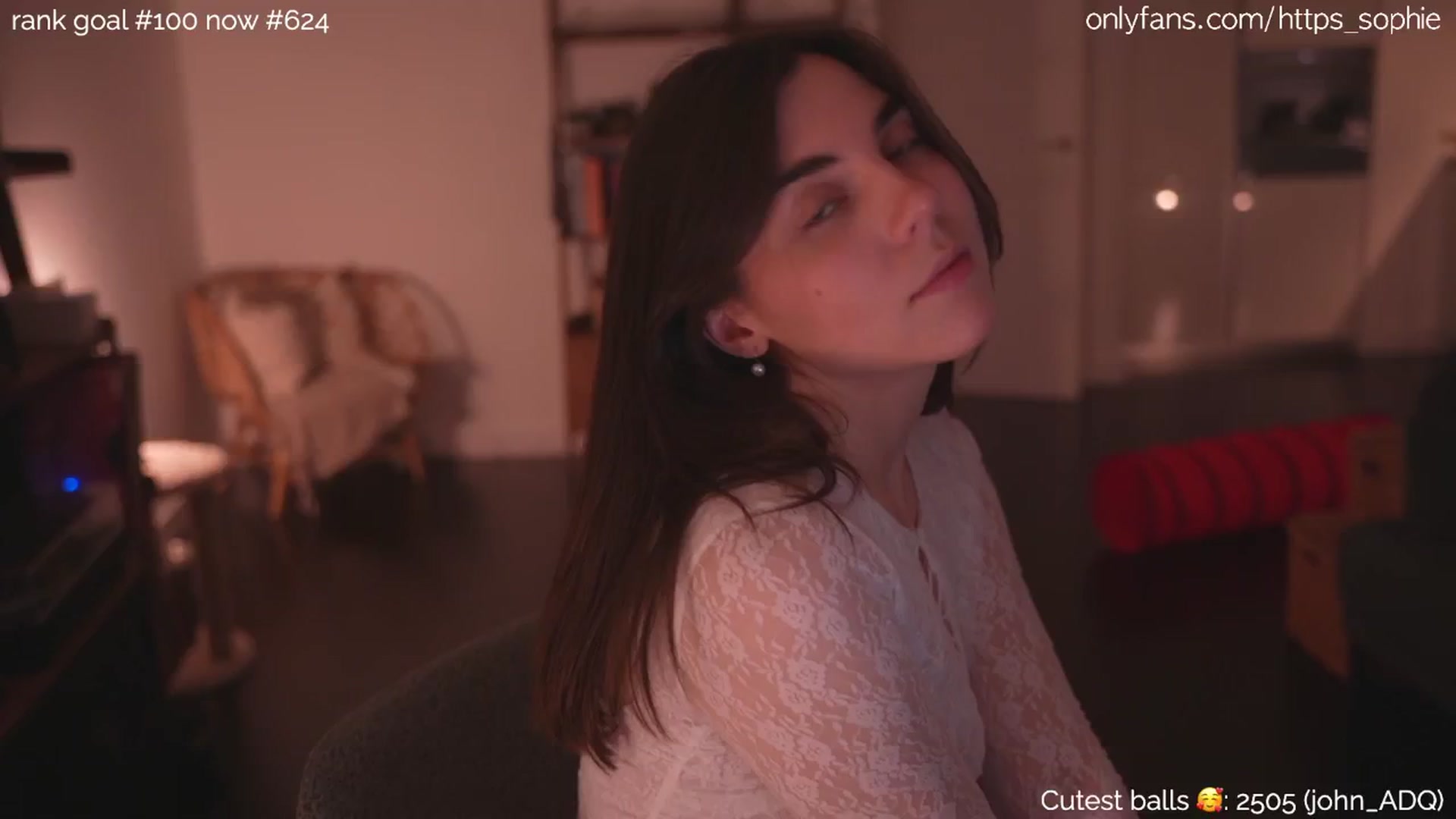 Gallery image thumbnail from bday_sophie's myfreecams stream on, 05/04/2024, 24:10 image 14 of 20
