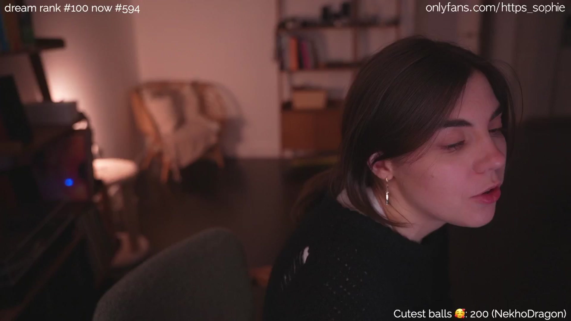 Gallery image thumbnail from bday_sophie's myfreecams stream on, 05/05/2024, 02:01 image 17 of 20
